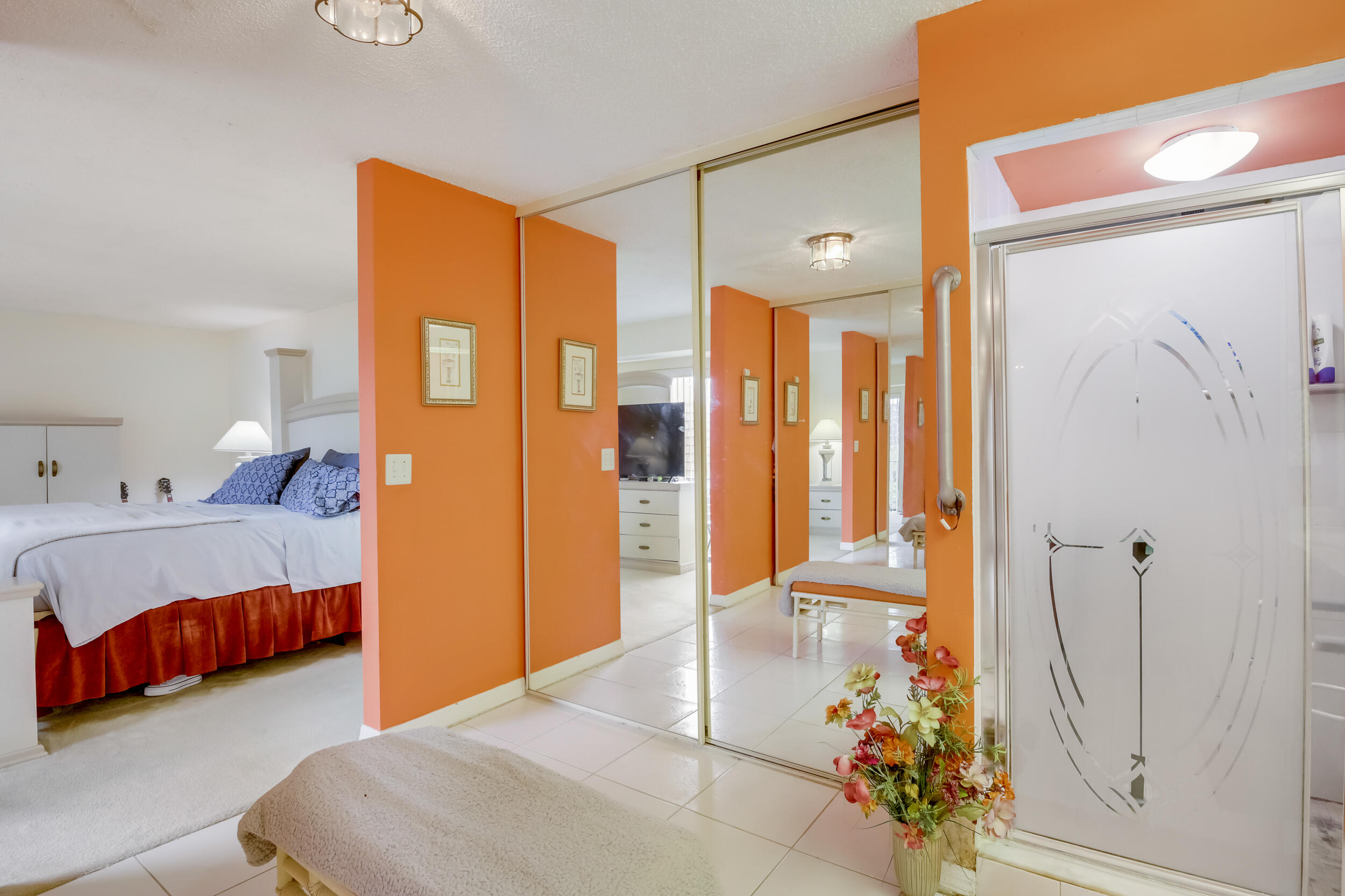 1002 Springdale Ct Court