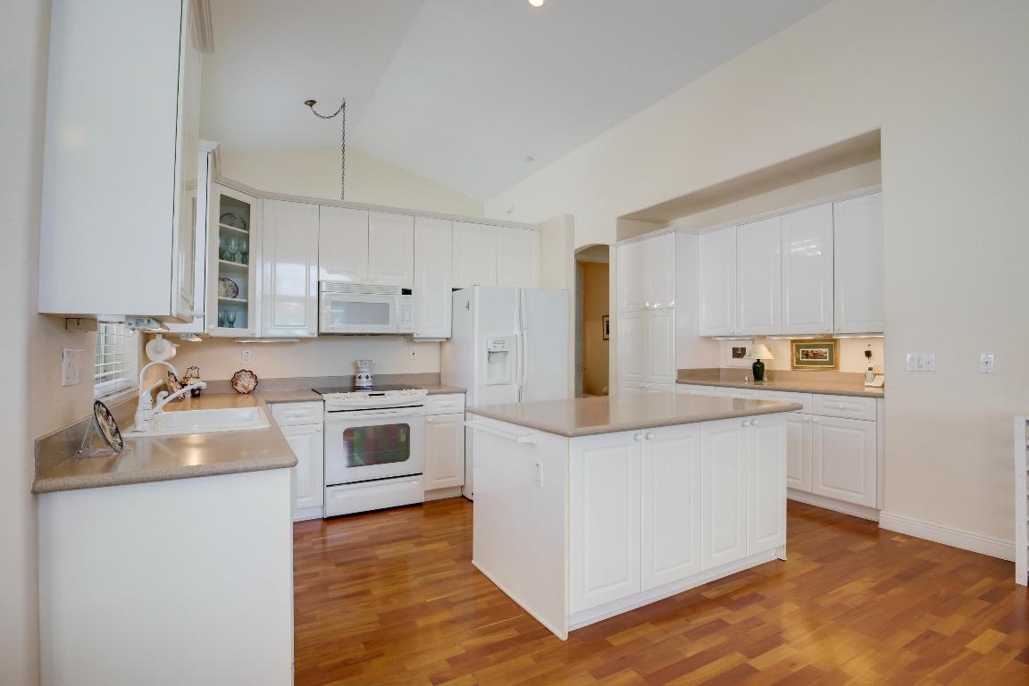 8210 Cypress Point Road