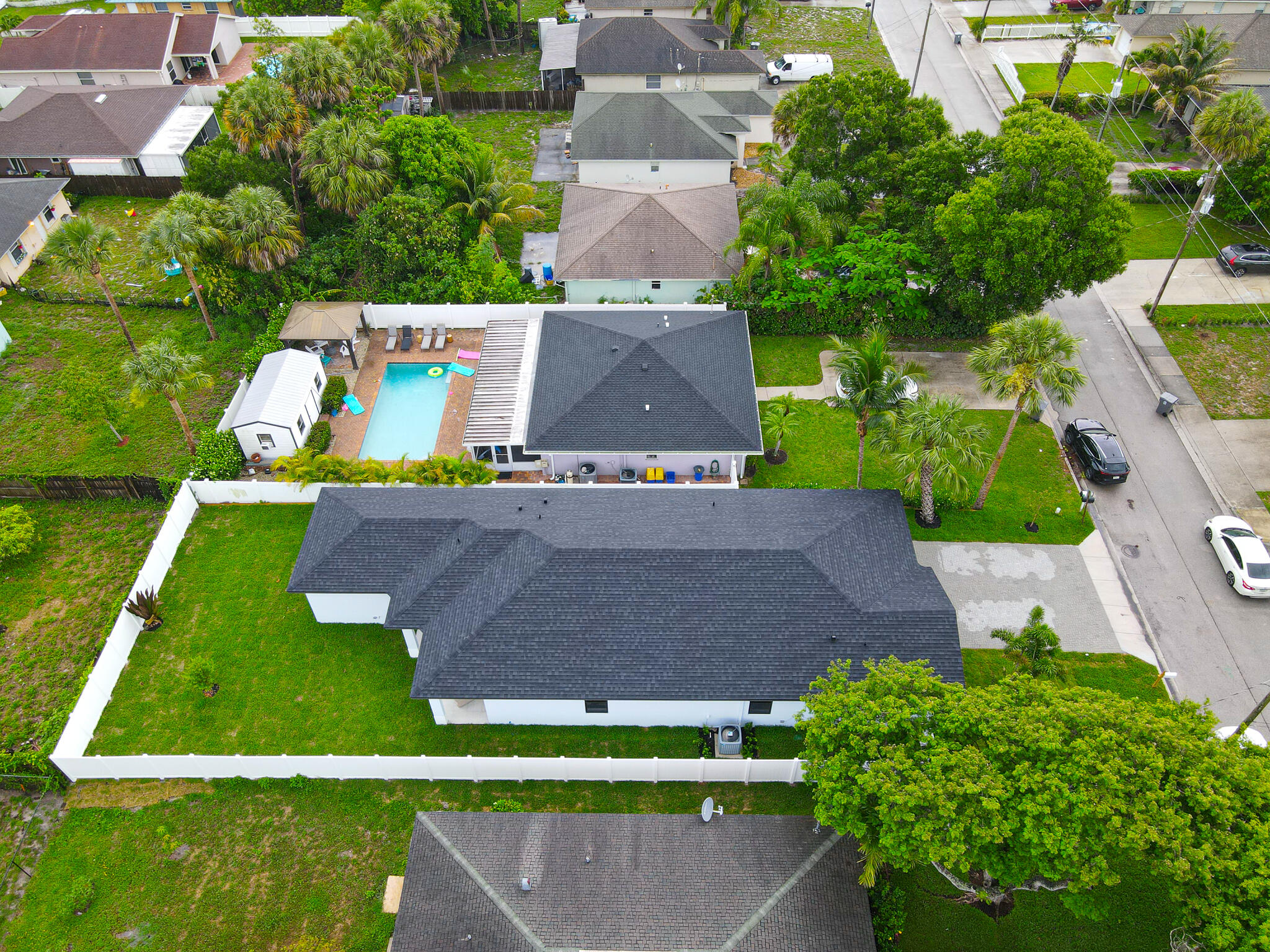 6755 2nd Street