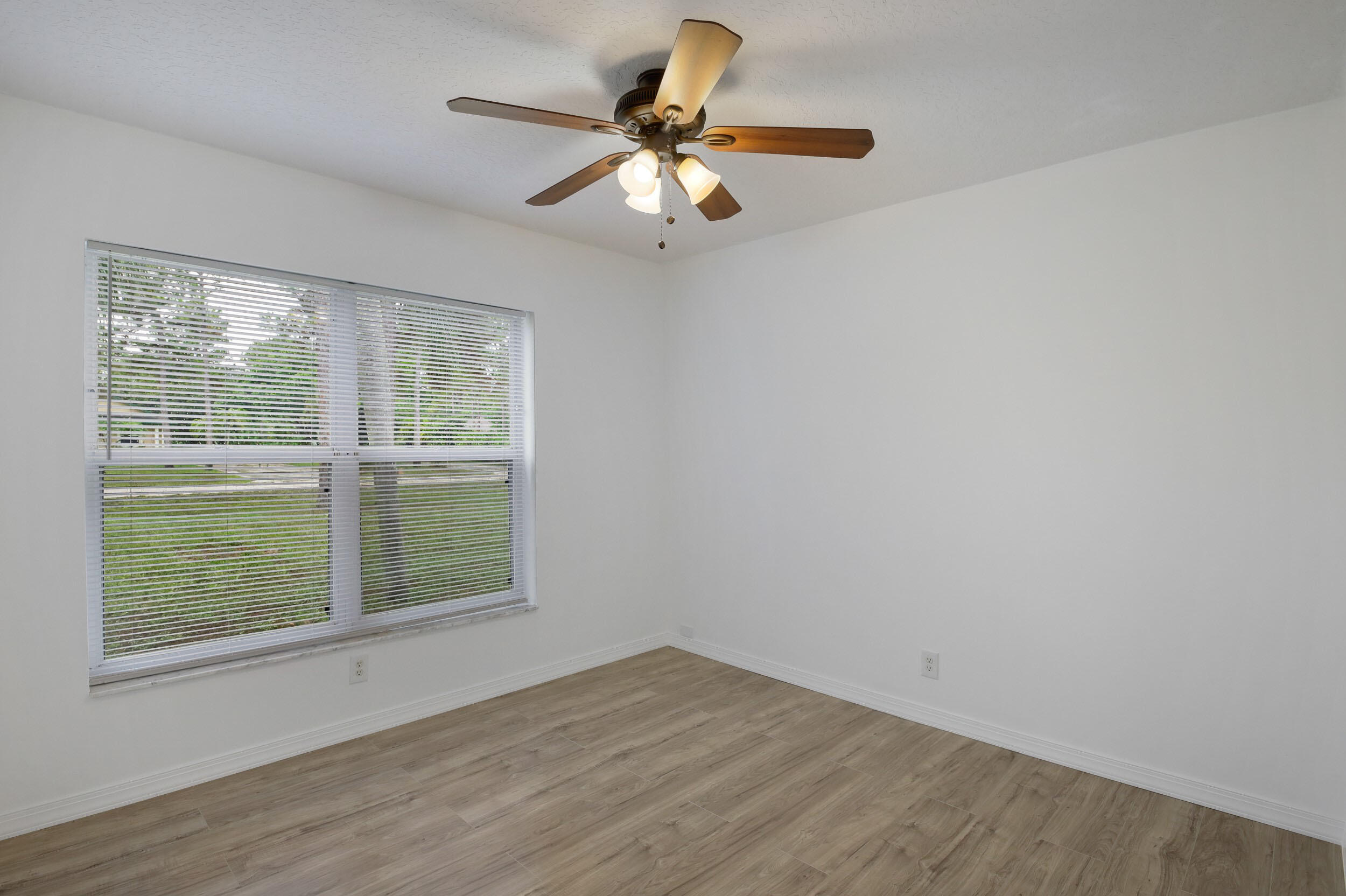 13715 75th Lane N