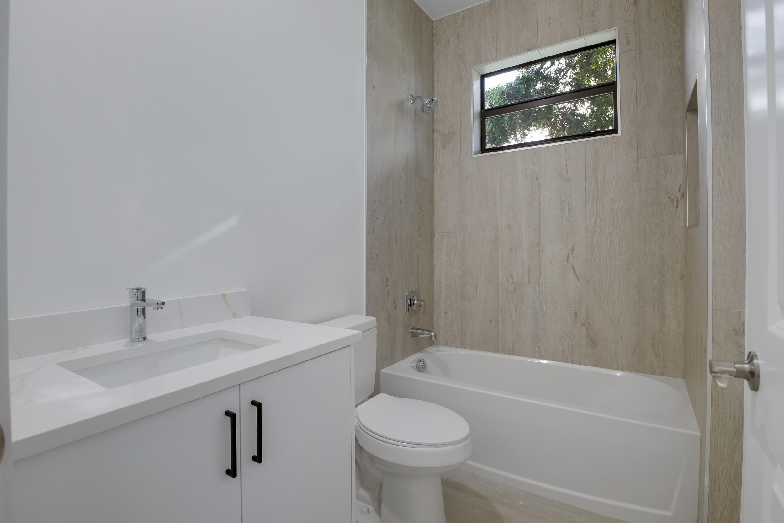 5987 Tiffany Place