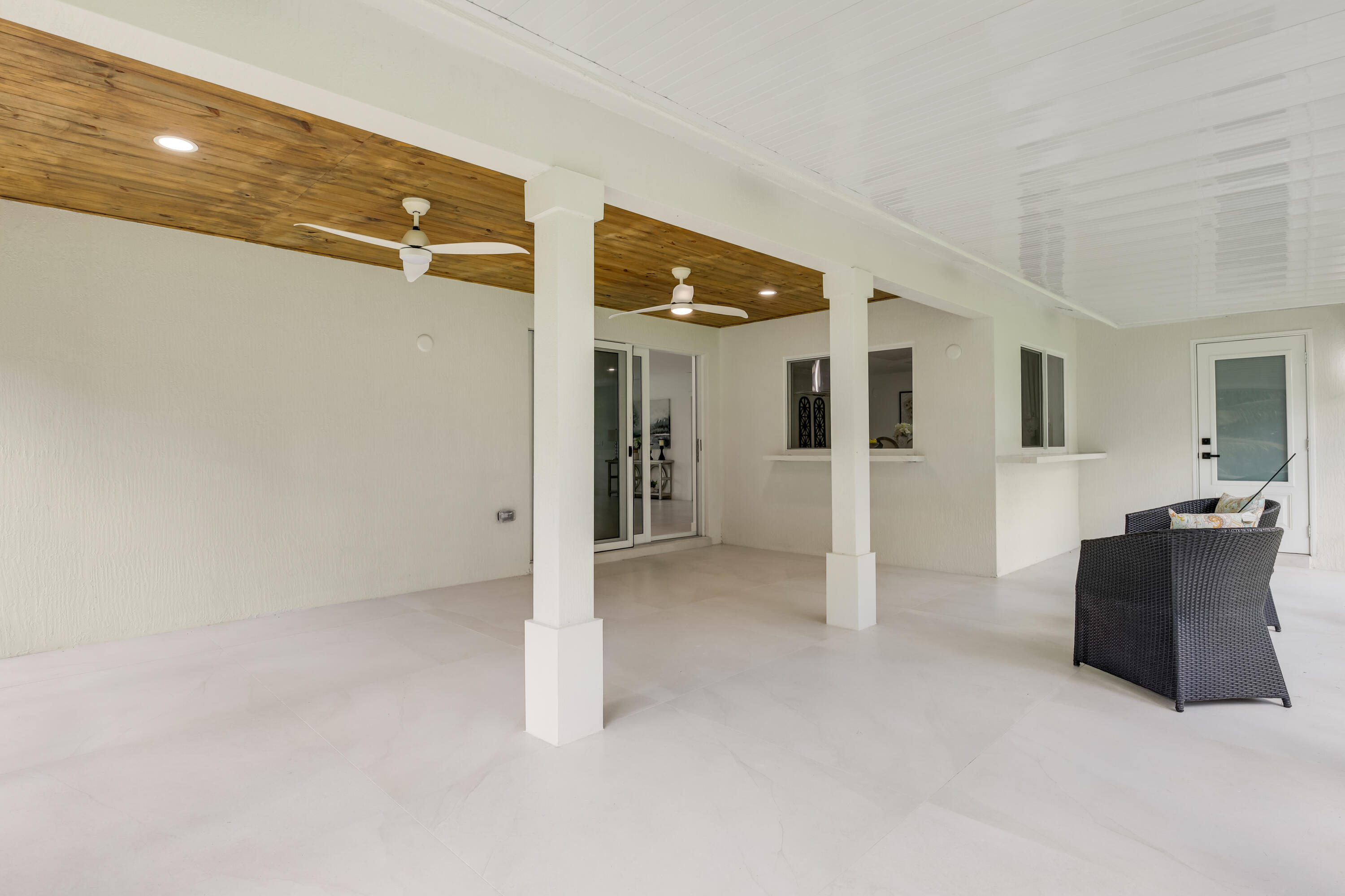 12736 Orange Boulevard