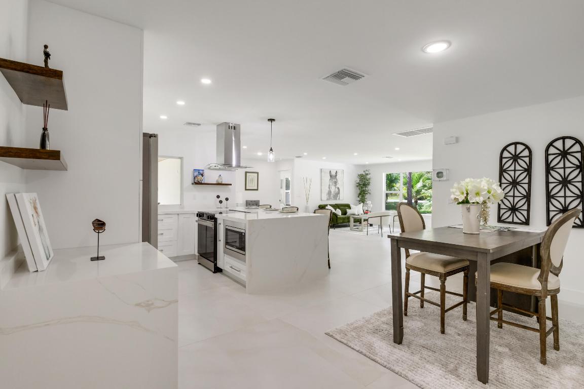 12736 Orange Boulevard