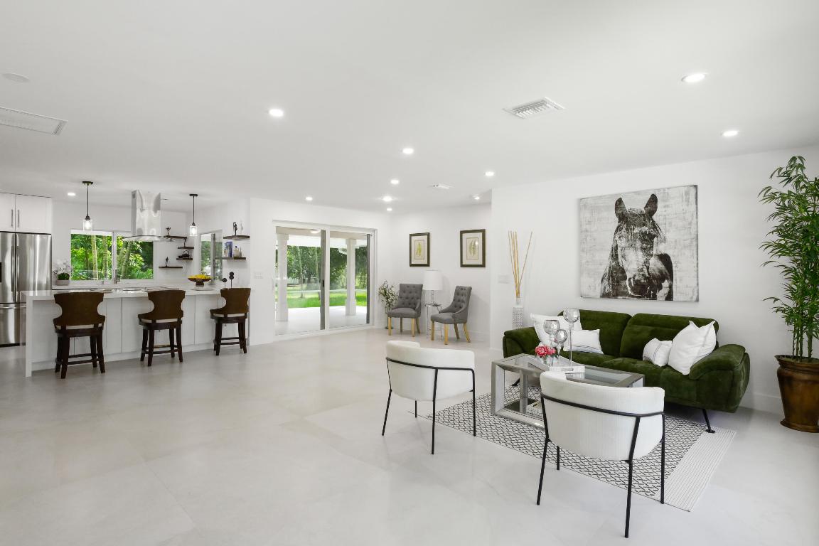 12736 Orange Boulevard