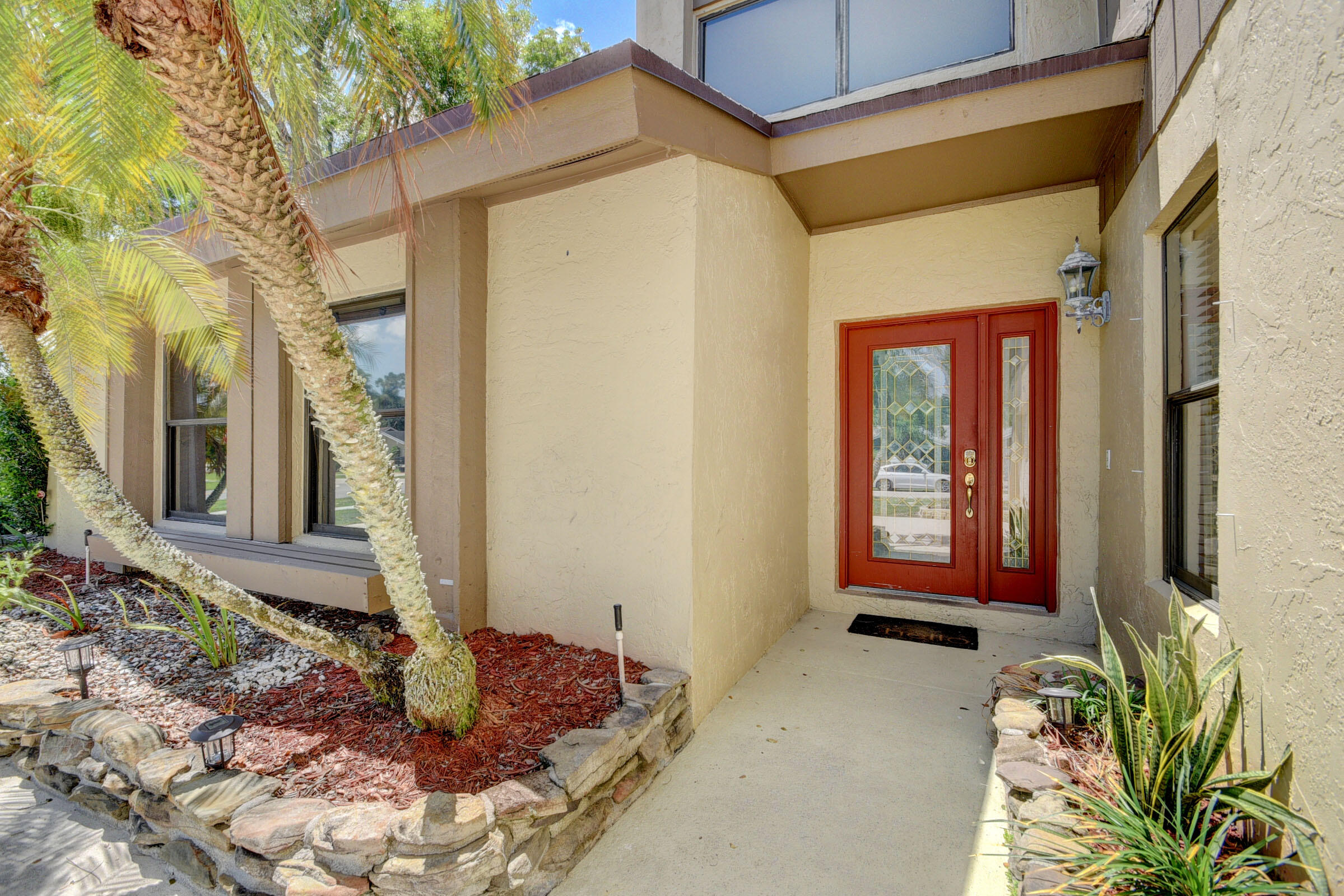 12260 Old Country Road S