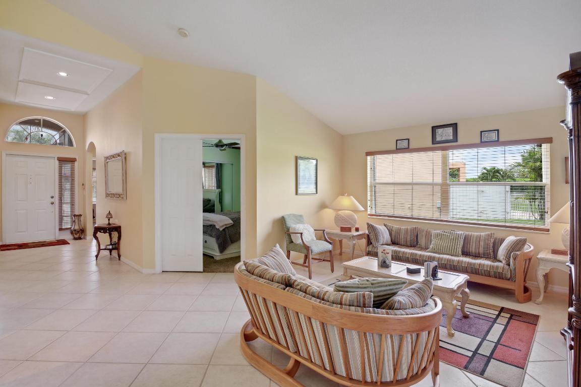 3636 Chesapeake Court