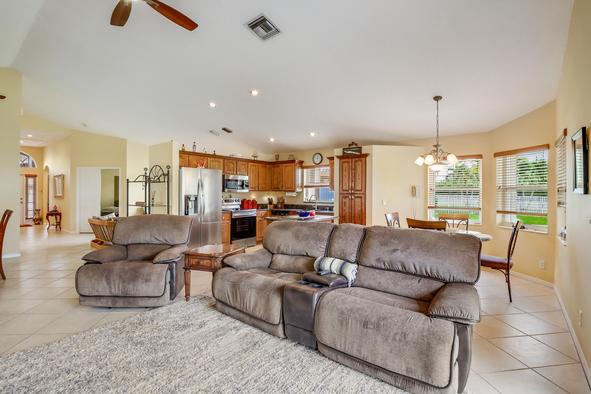 3636 Chesapeake Court