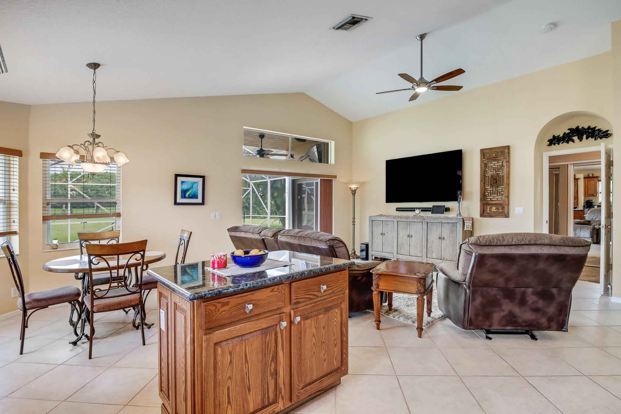 3636 Chesapeake Court