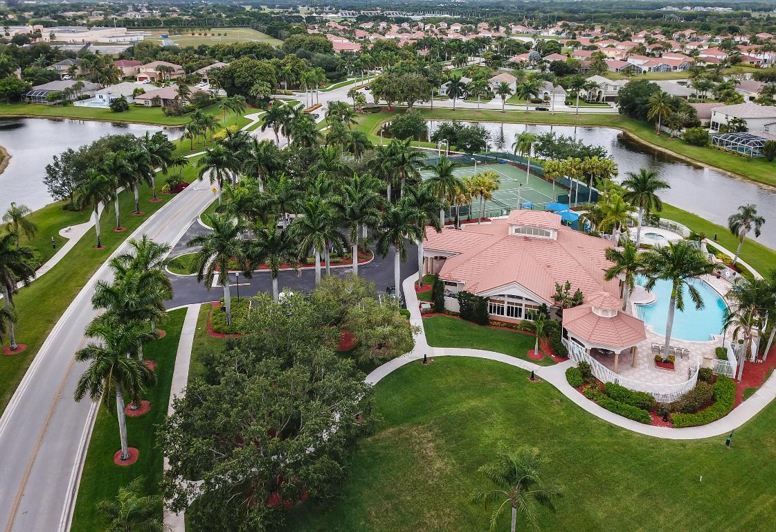 3636 Chesapeake Court