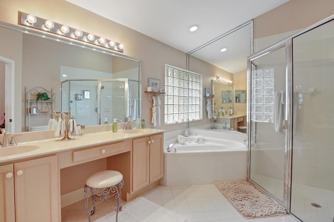 3636 Chesapeake Court