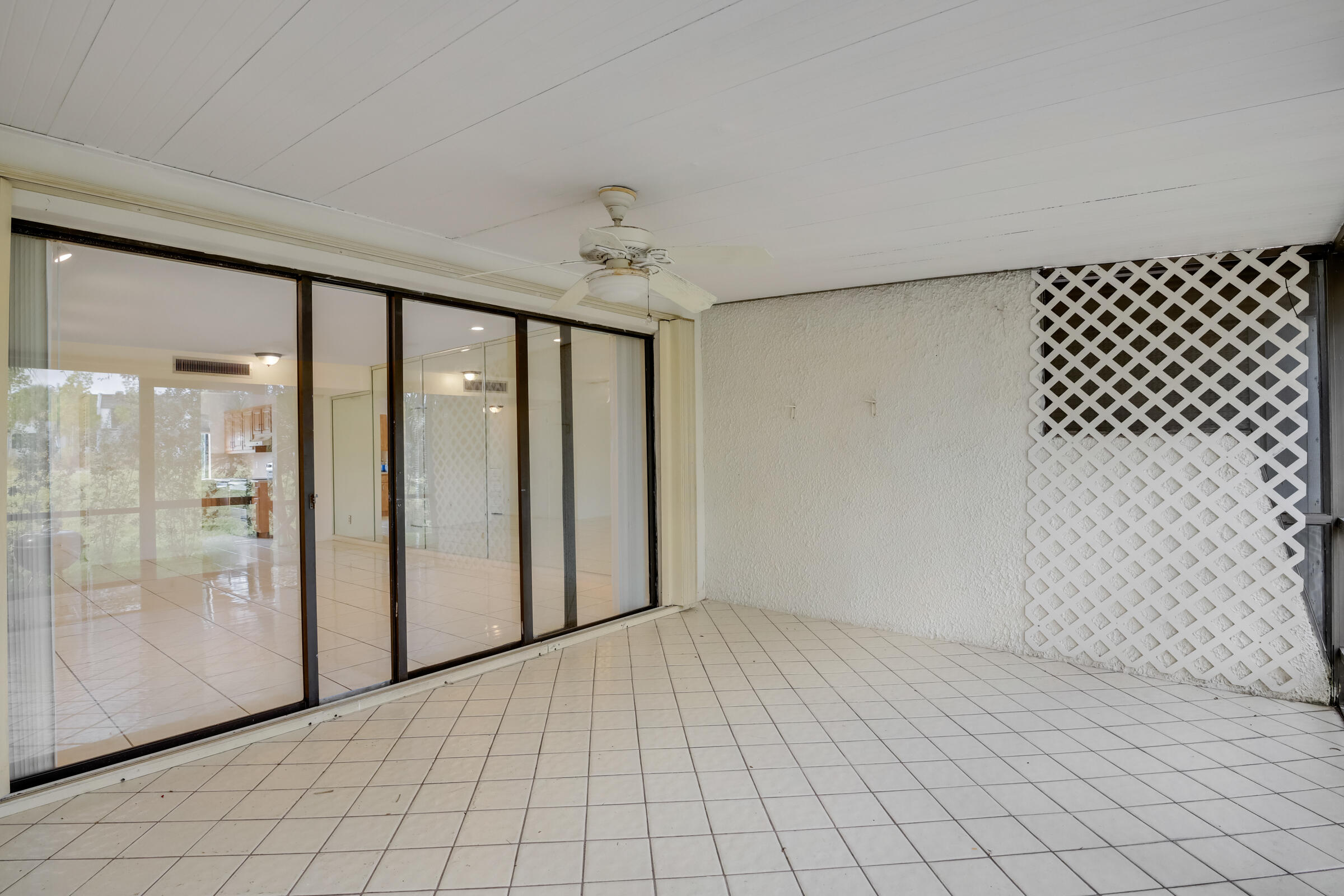 4376 Fountains Drive 4376