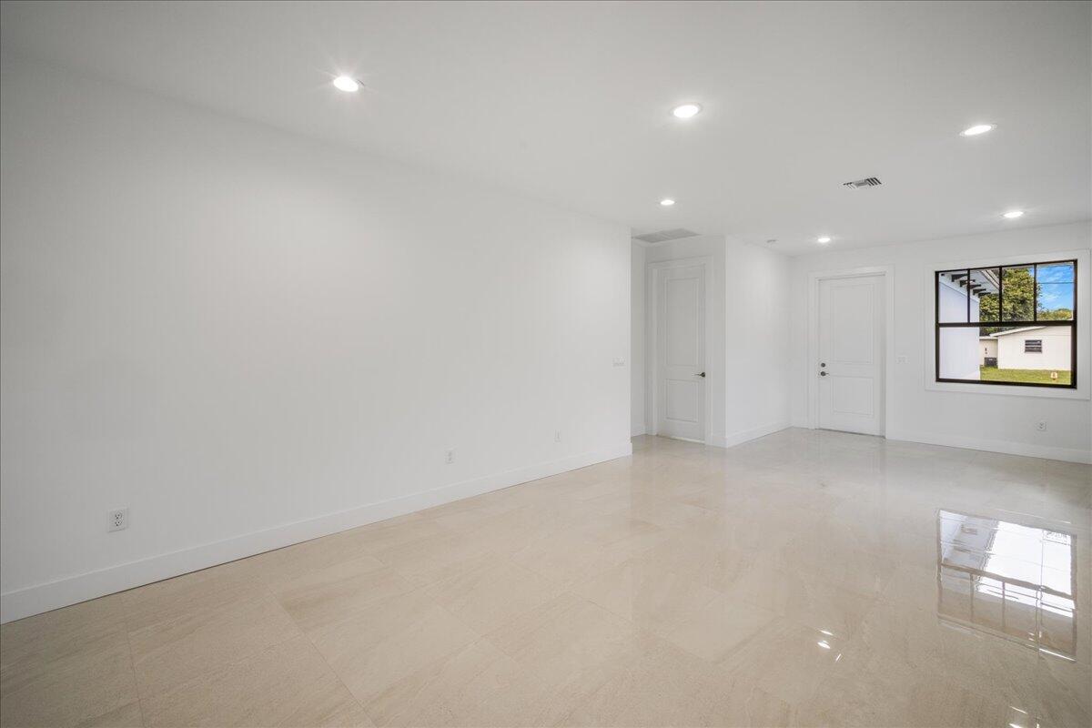 4736 Marguerita Street