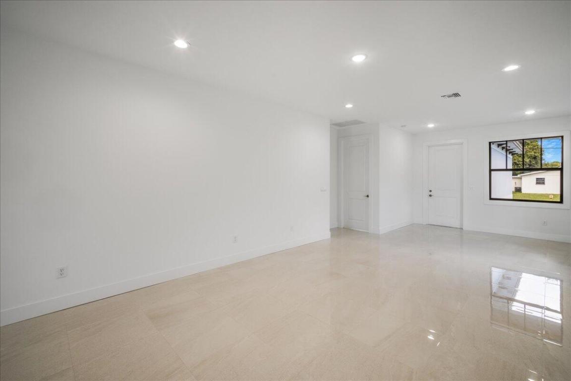 4736 Marguerita Street