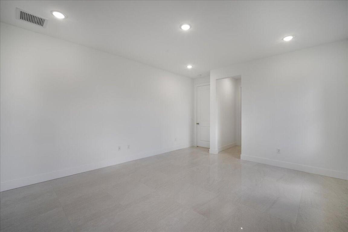 4736 Marguerita Street