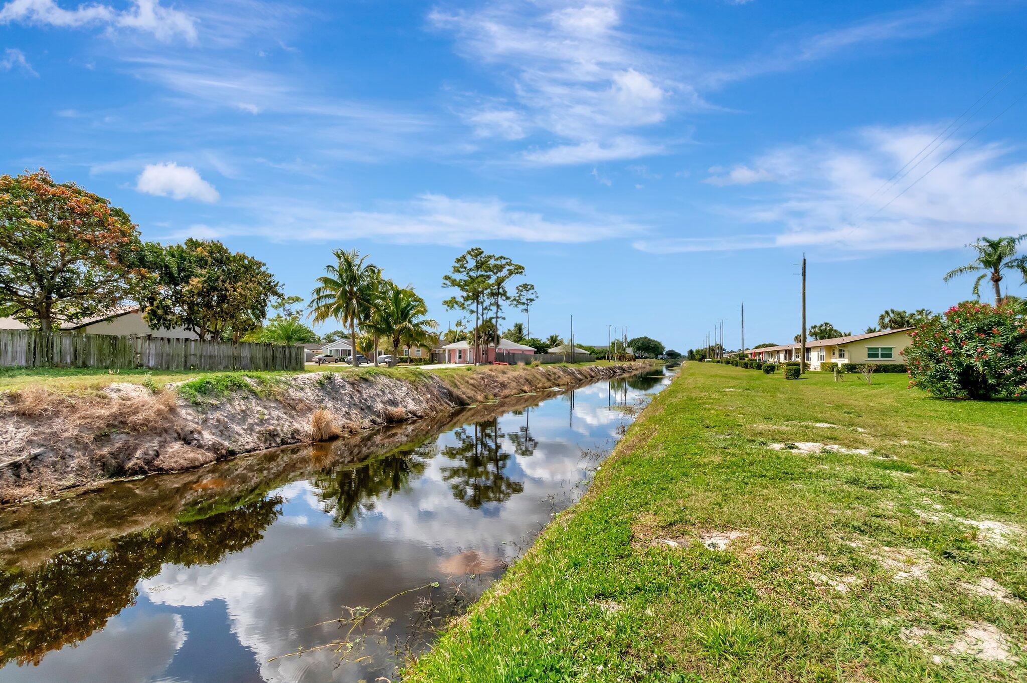 2961 Crosley Drive W A