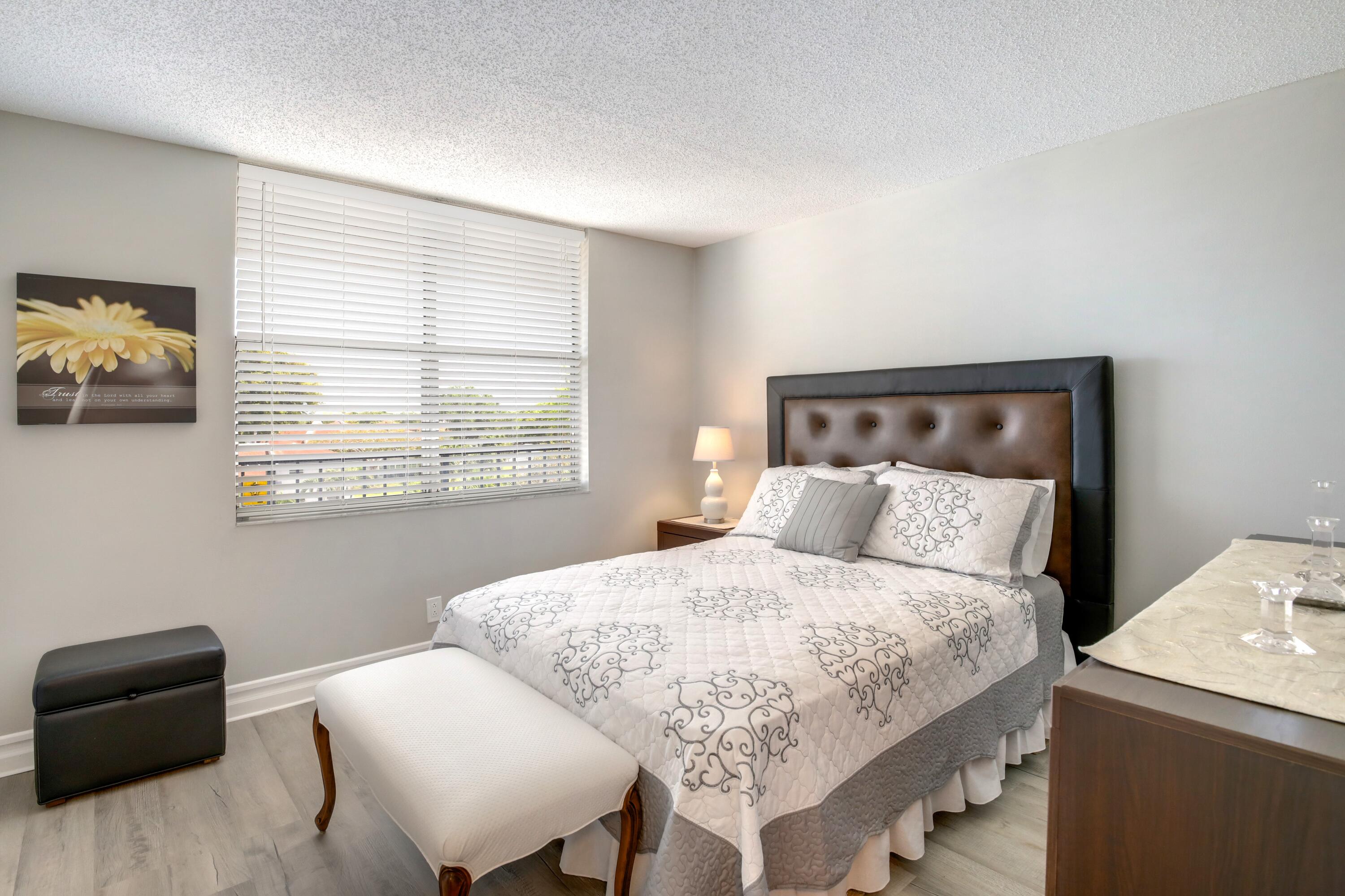 6675 S Oriole Boulevard 4030