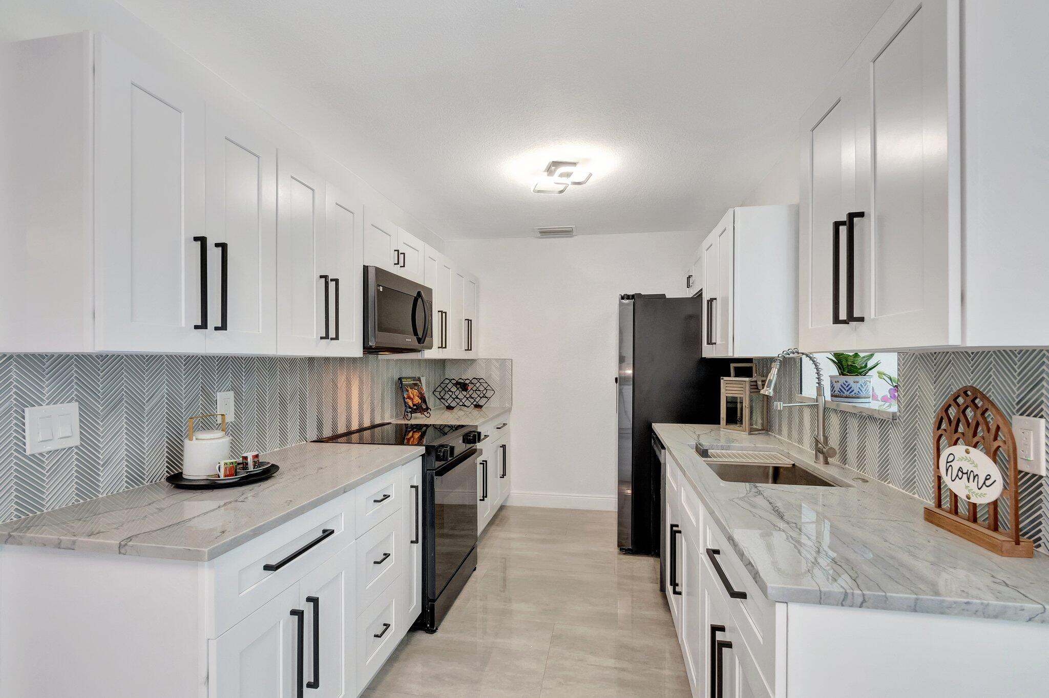 1466 Rose Circle