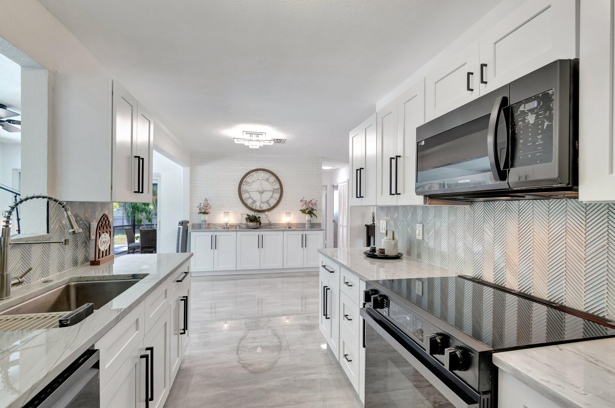 1466 Rose Circle