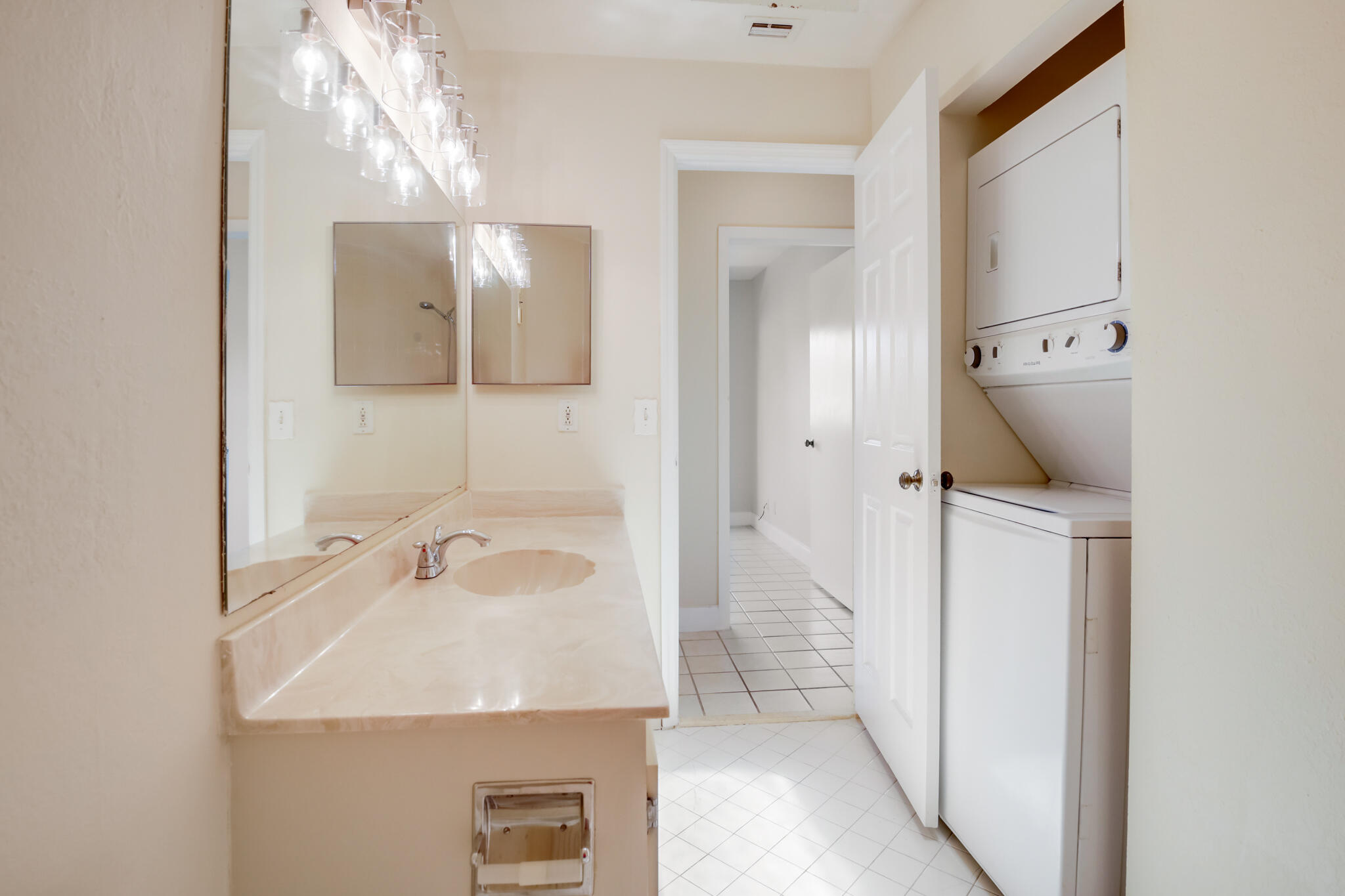 3340 Lucerne Park Drive 3340