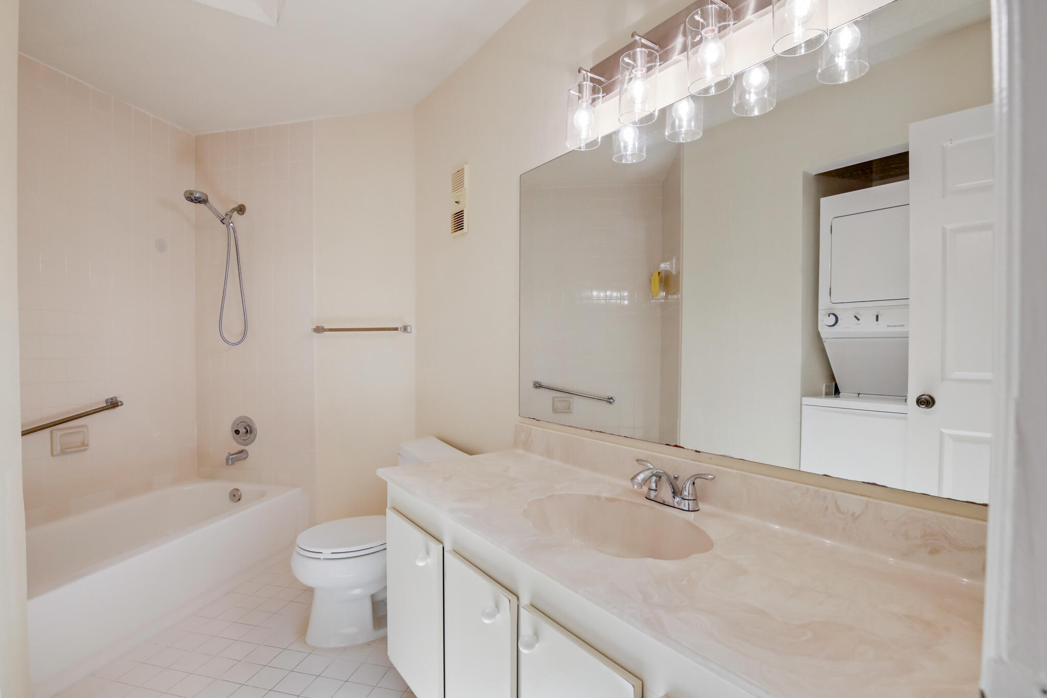 3340 Lucerne Park Drive 3340