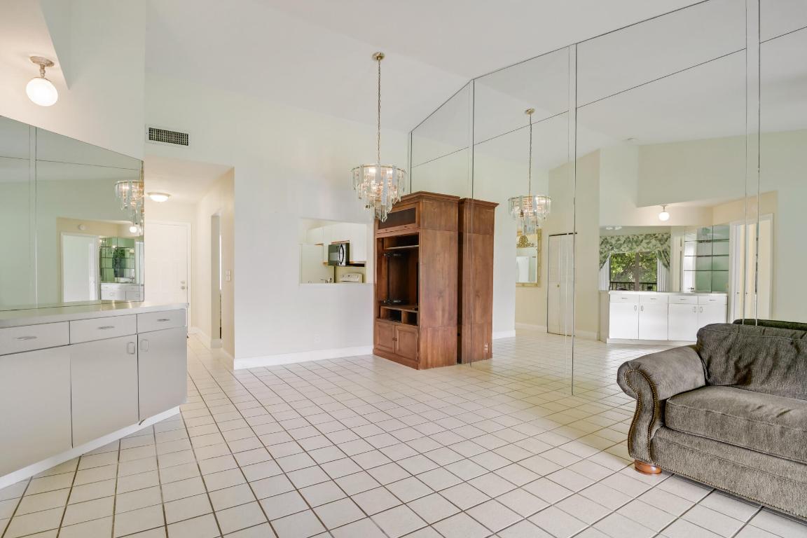 3340 Lucerne Park Drive