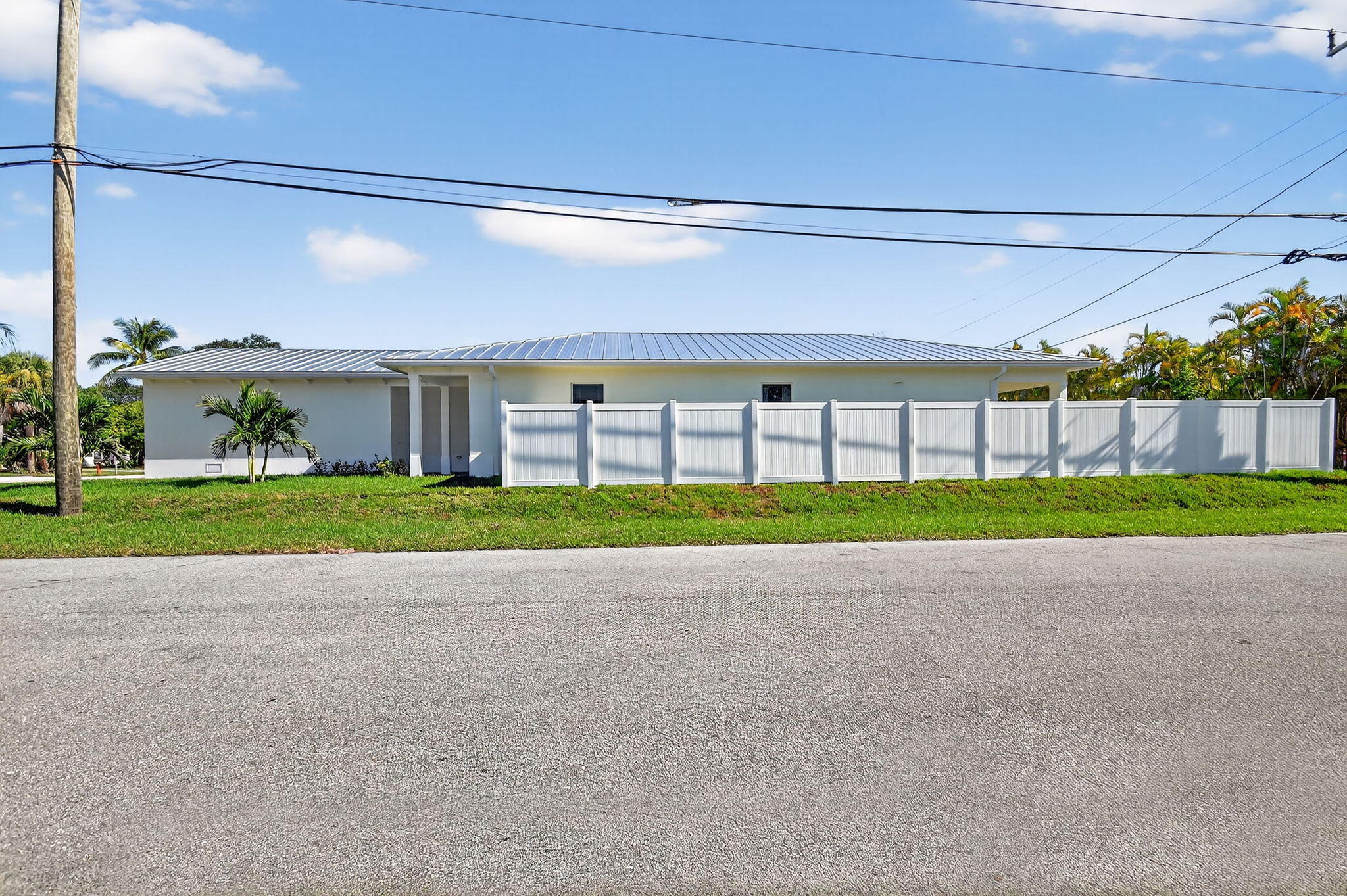 601 N Loxahatchee Drive