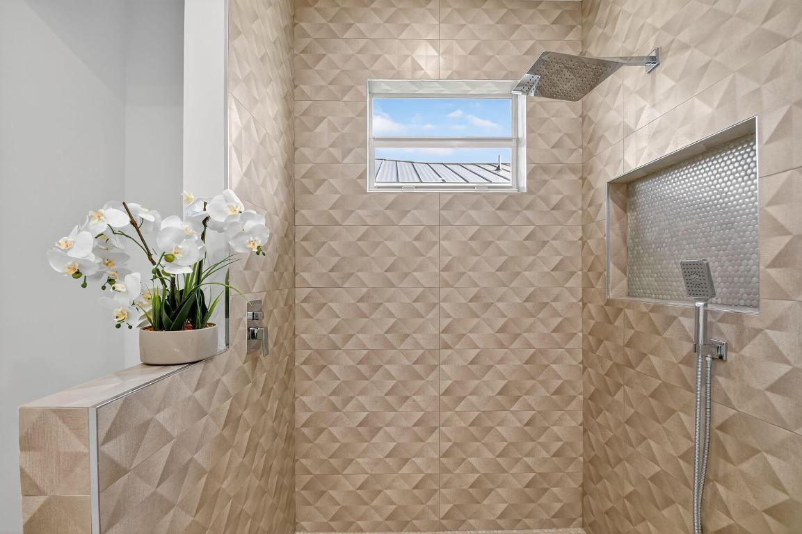 601 N Loxahatchee Drive