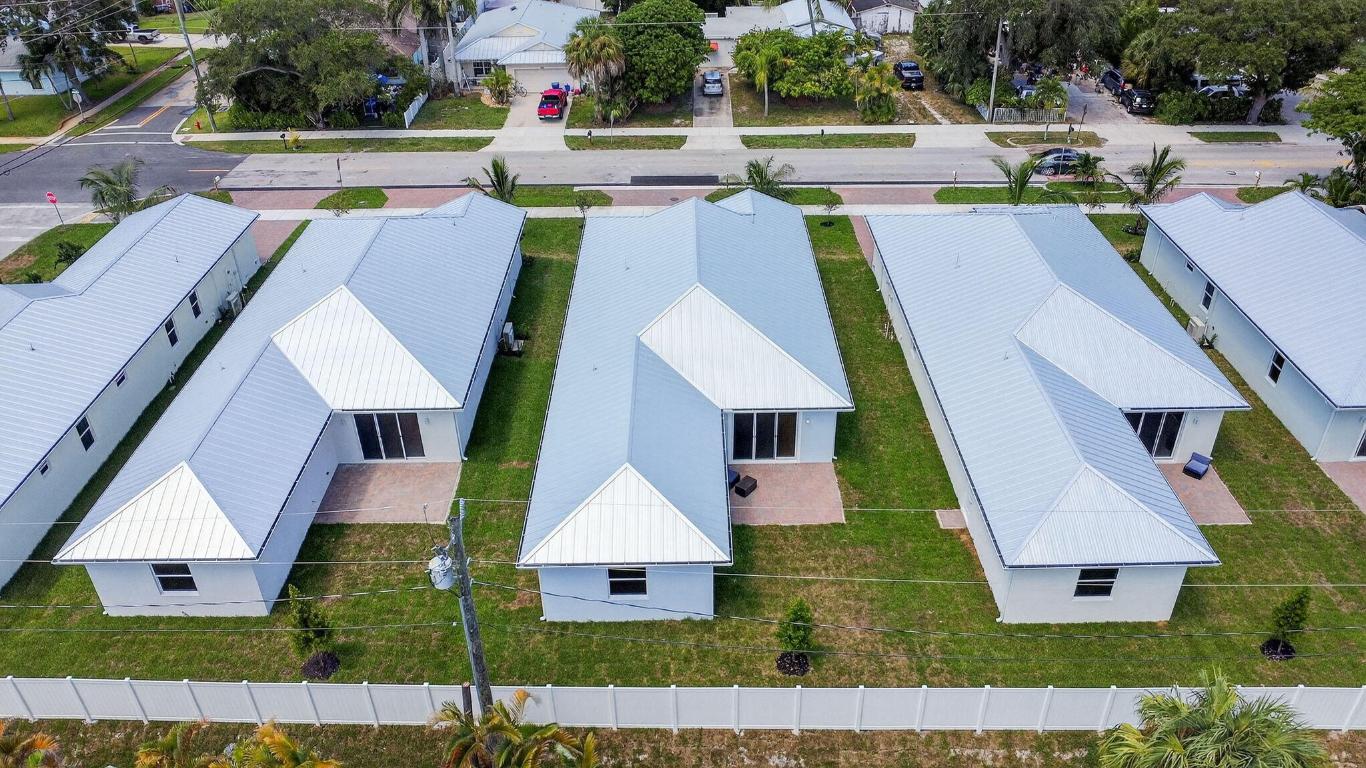 601 N Loxahatchee Drive