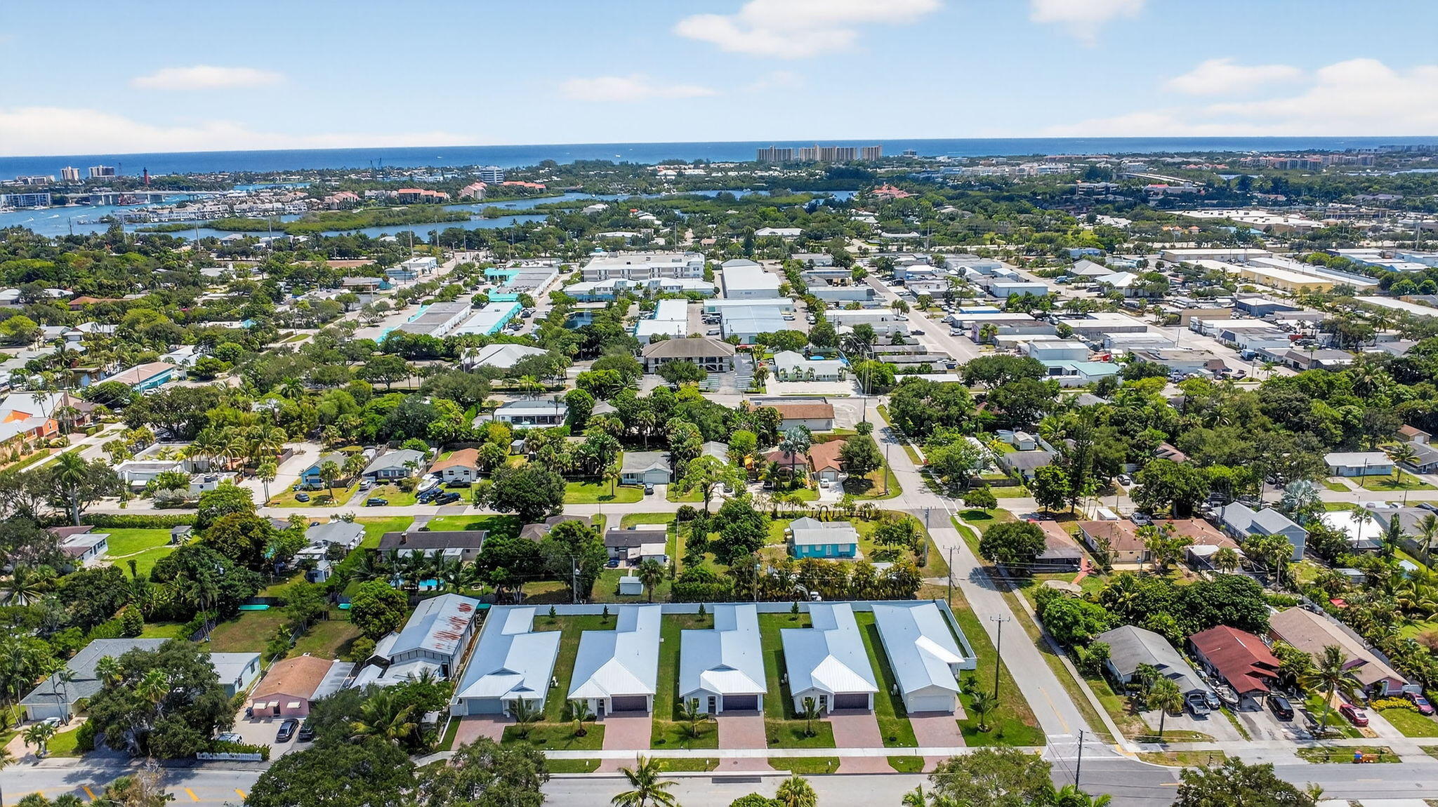 601 N Loxahatchee Drive