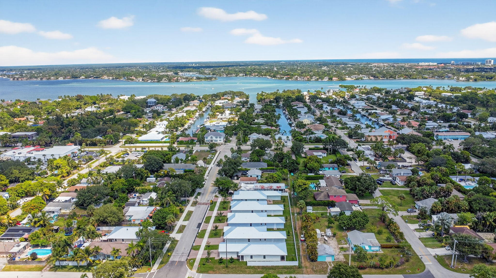601 N Loxahatchee Drive
