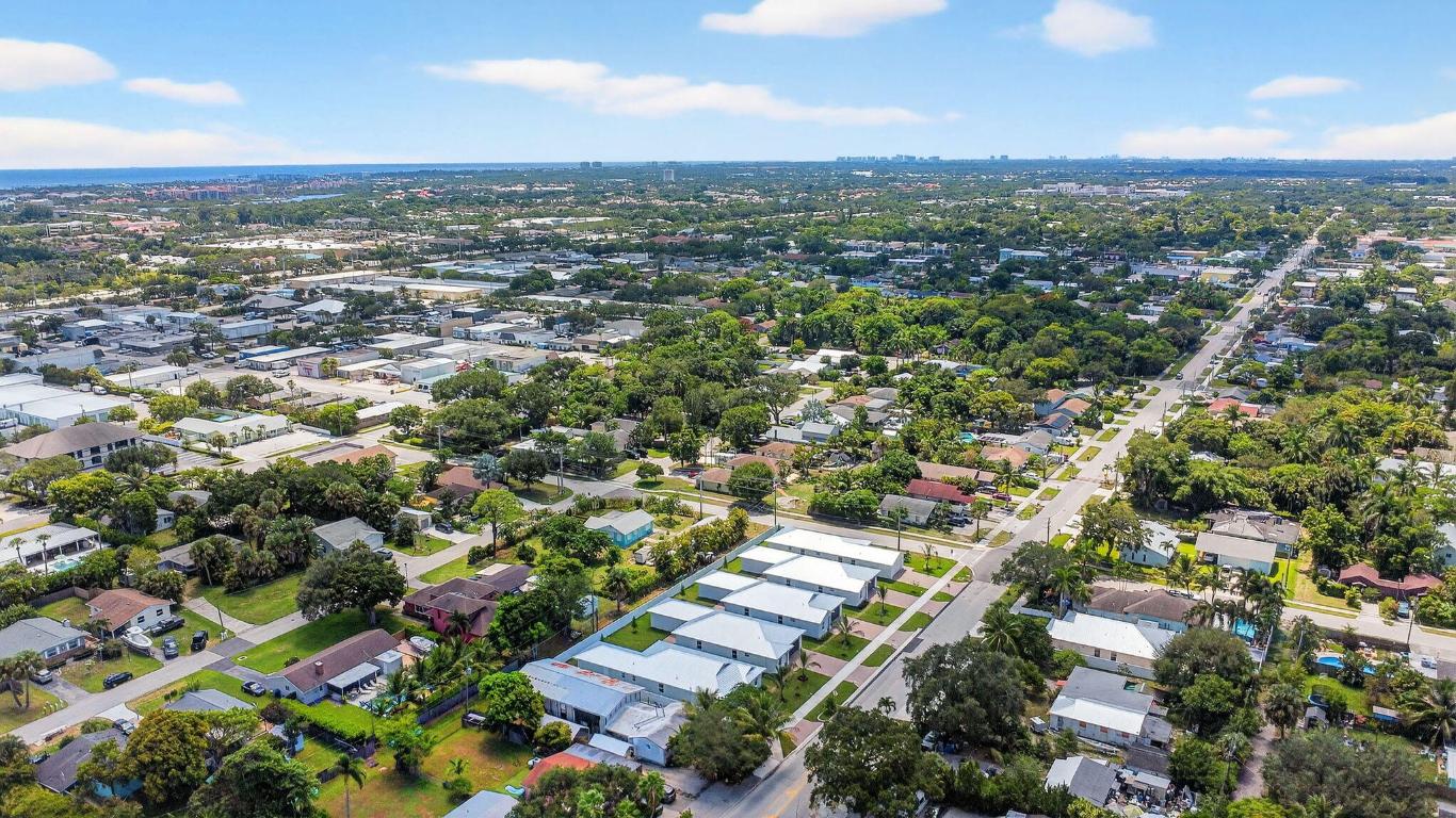 601 N Loxahatchee Drive