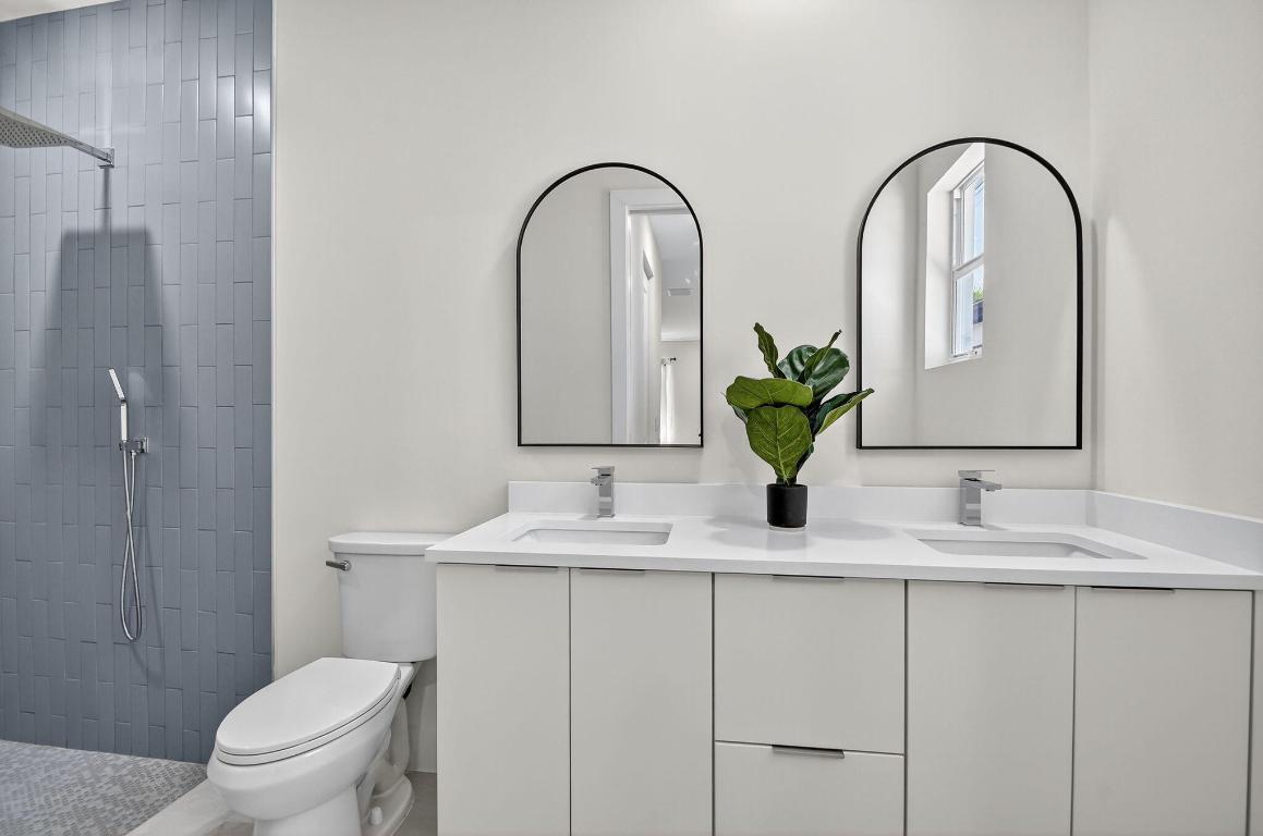 611 N Loxahatchee Drive