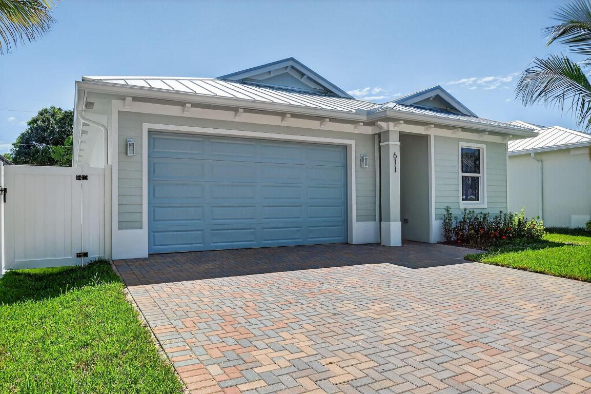 611 N Loxahatchee Drive