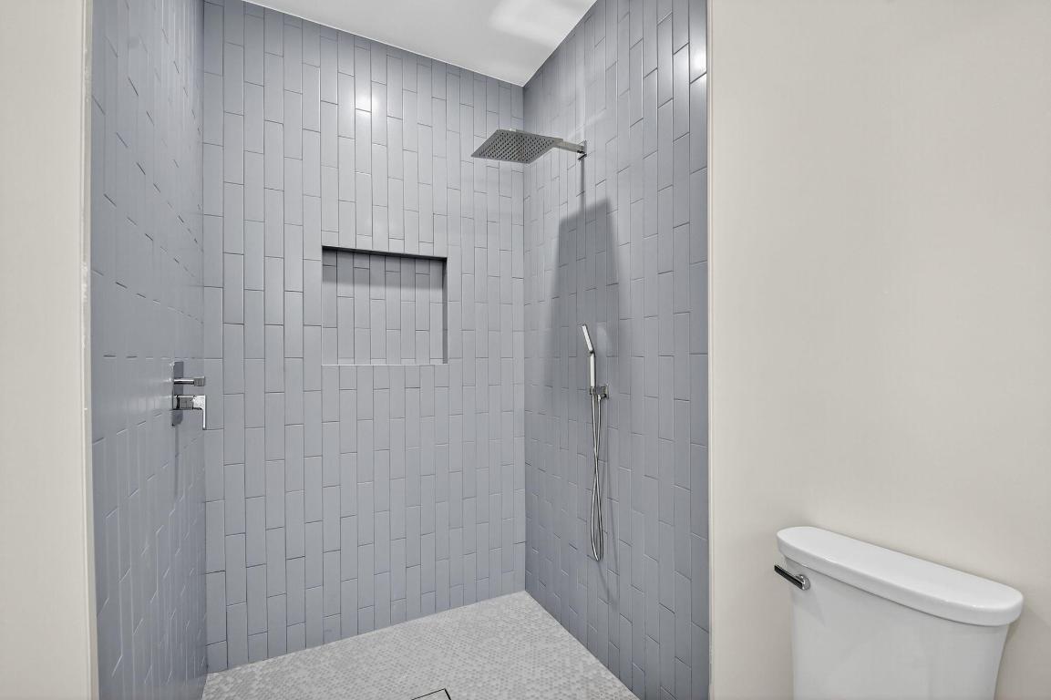 611 N Loxahatchee Drive