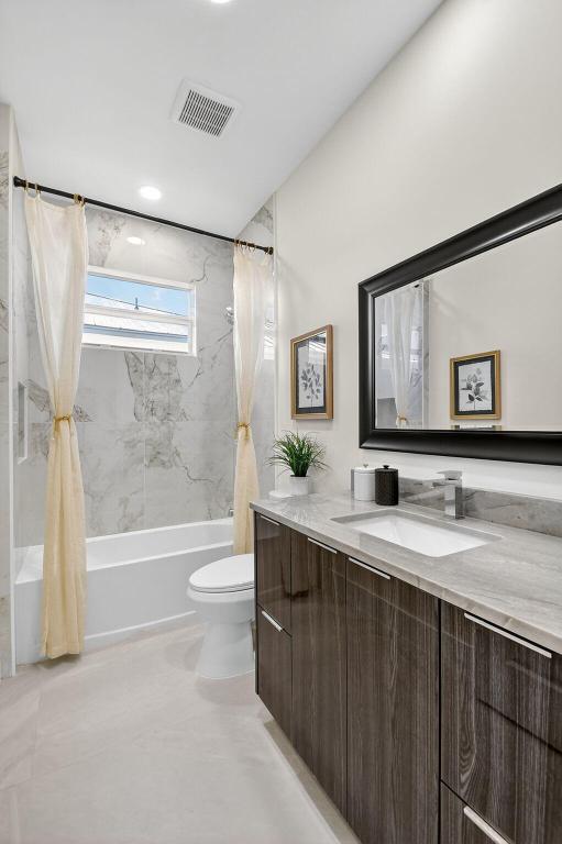 611 N Loxahatchee Drive