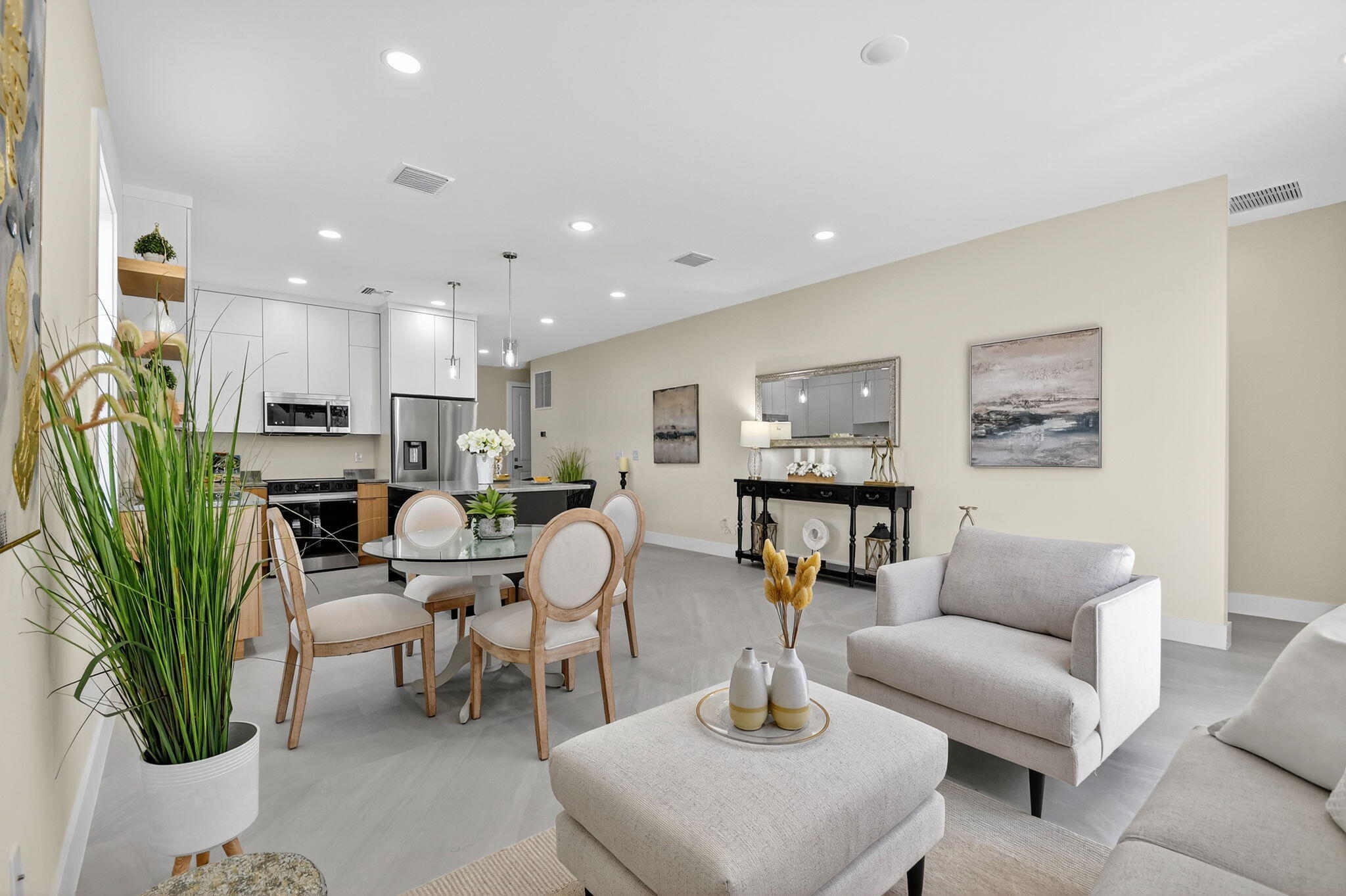 611 N Loxahatchee Drive