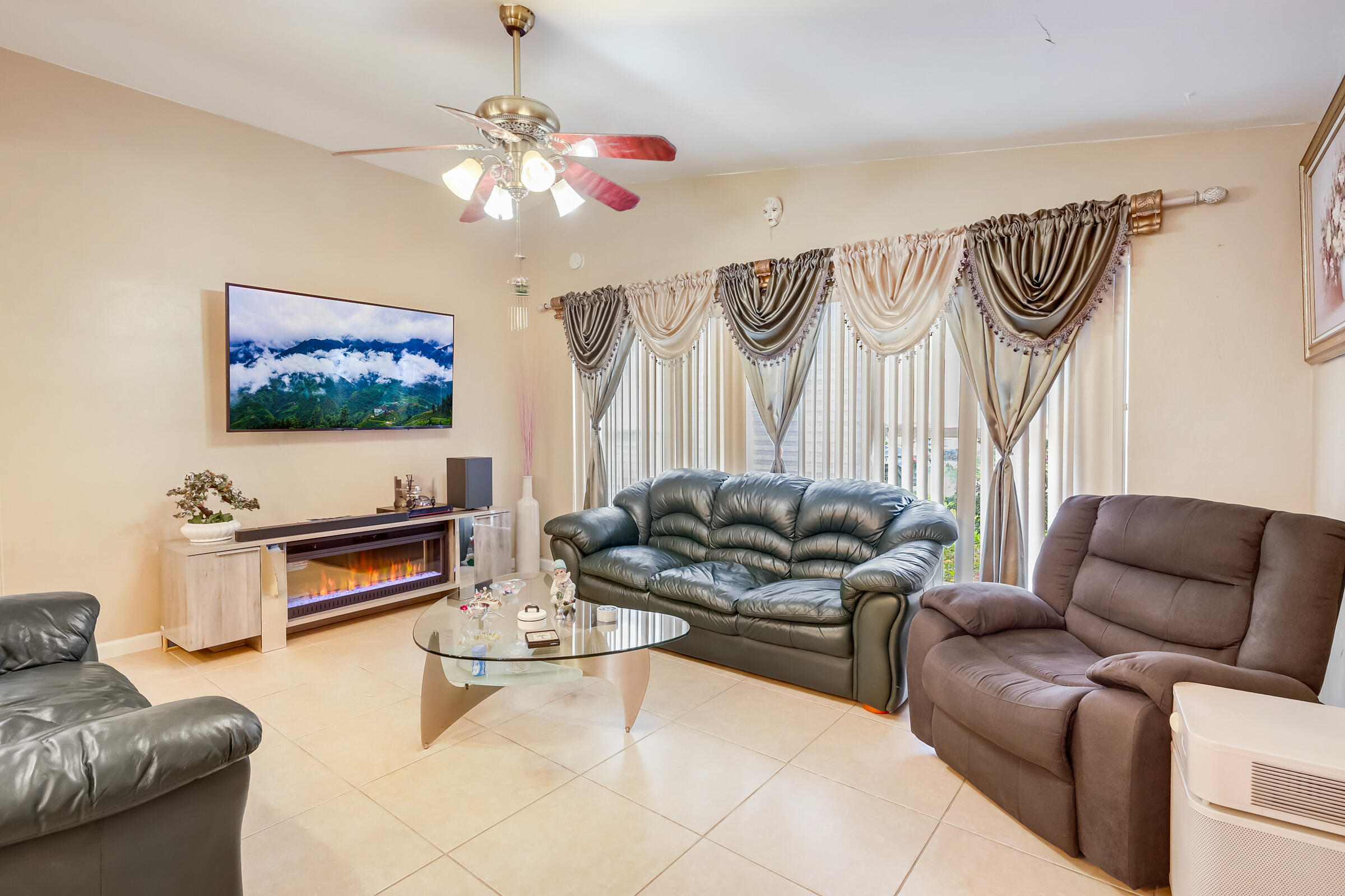577 Tallulah Road