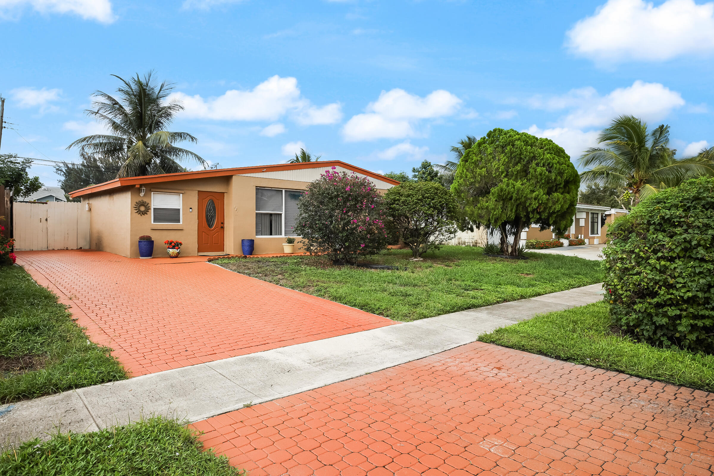 577 Tallulah Road