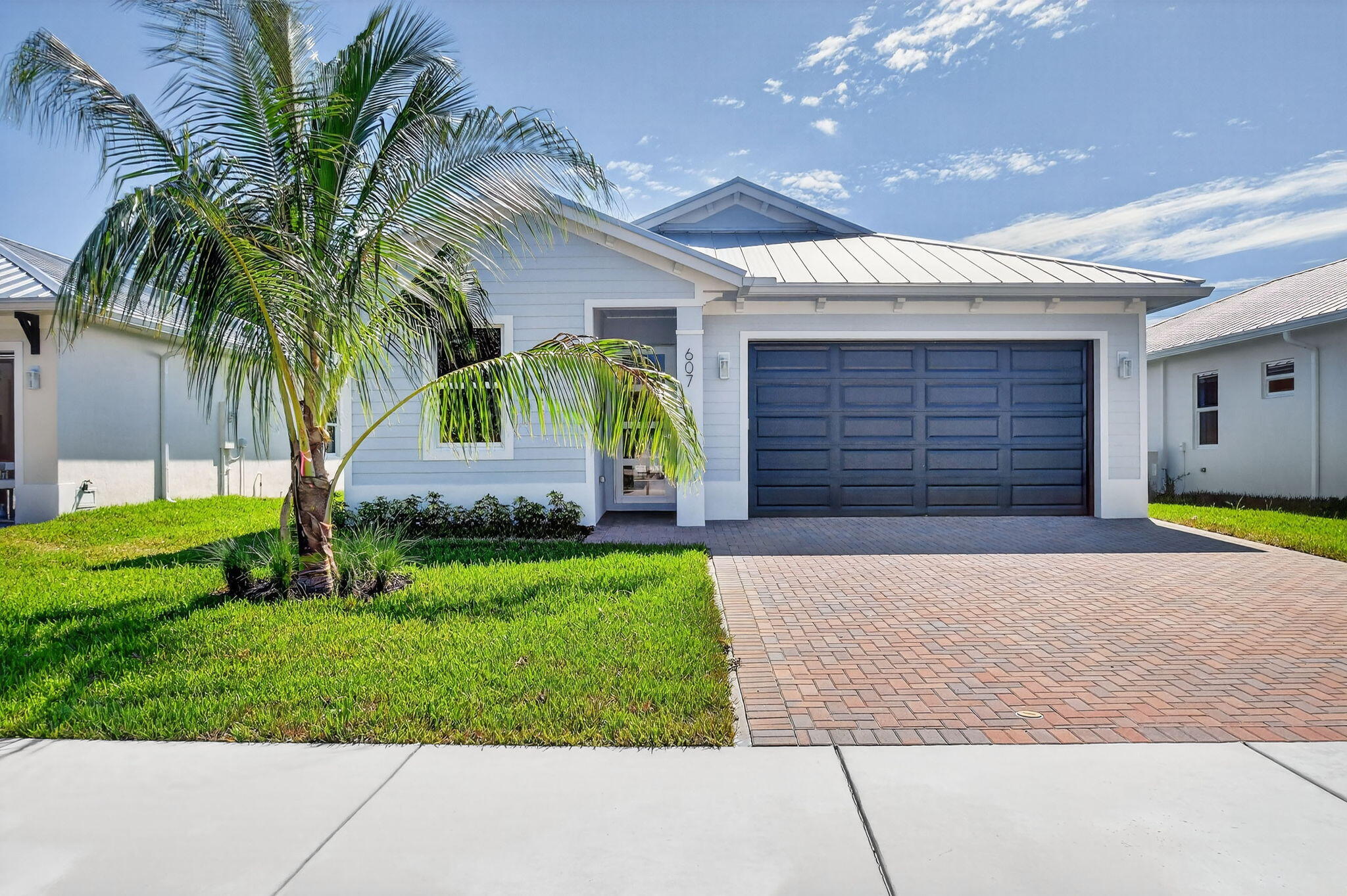 607 N Loxahatchee Drive