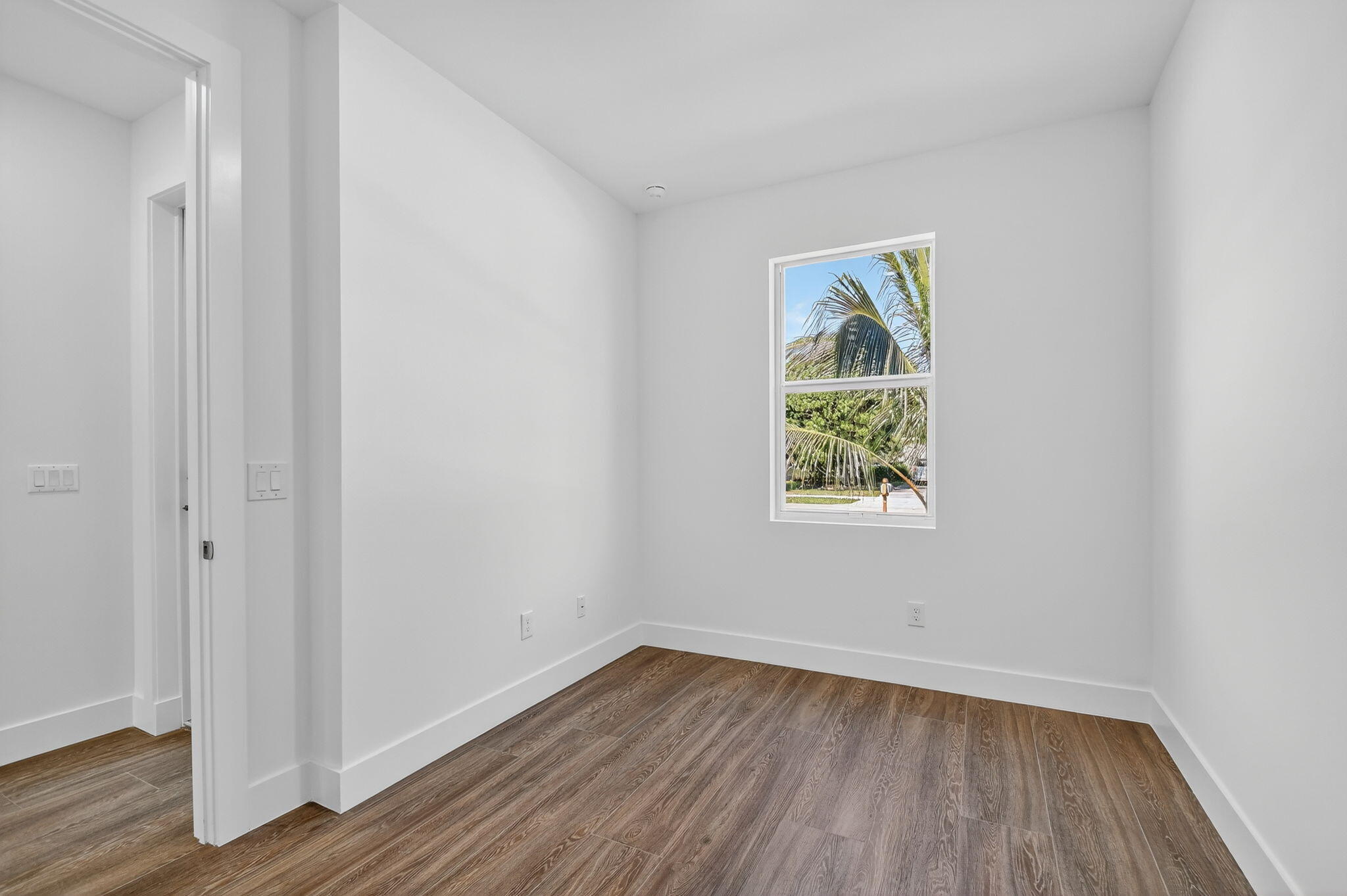 607 N Loxahatchee Drive