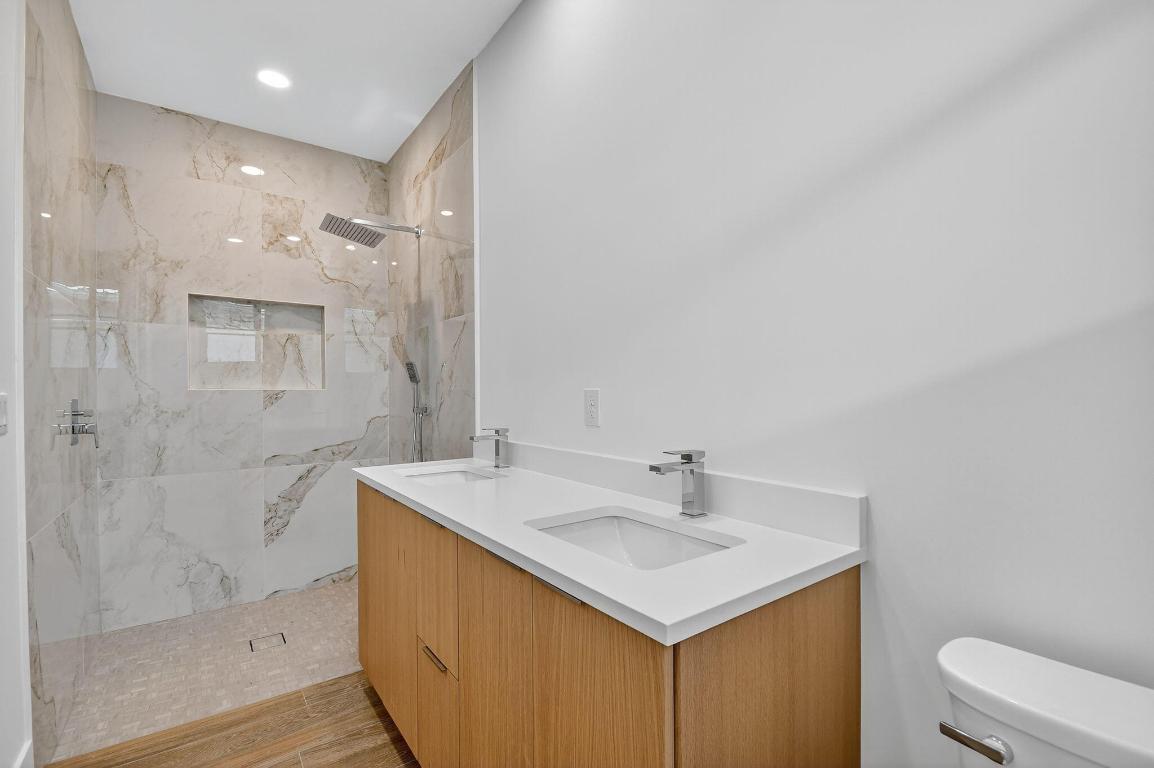 607 N Loxahatchee Drive