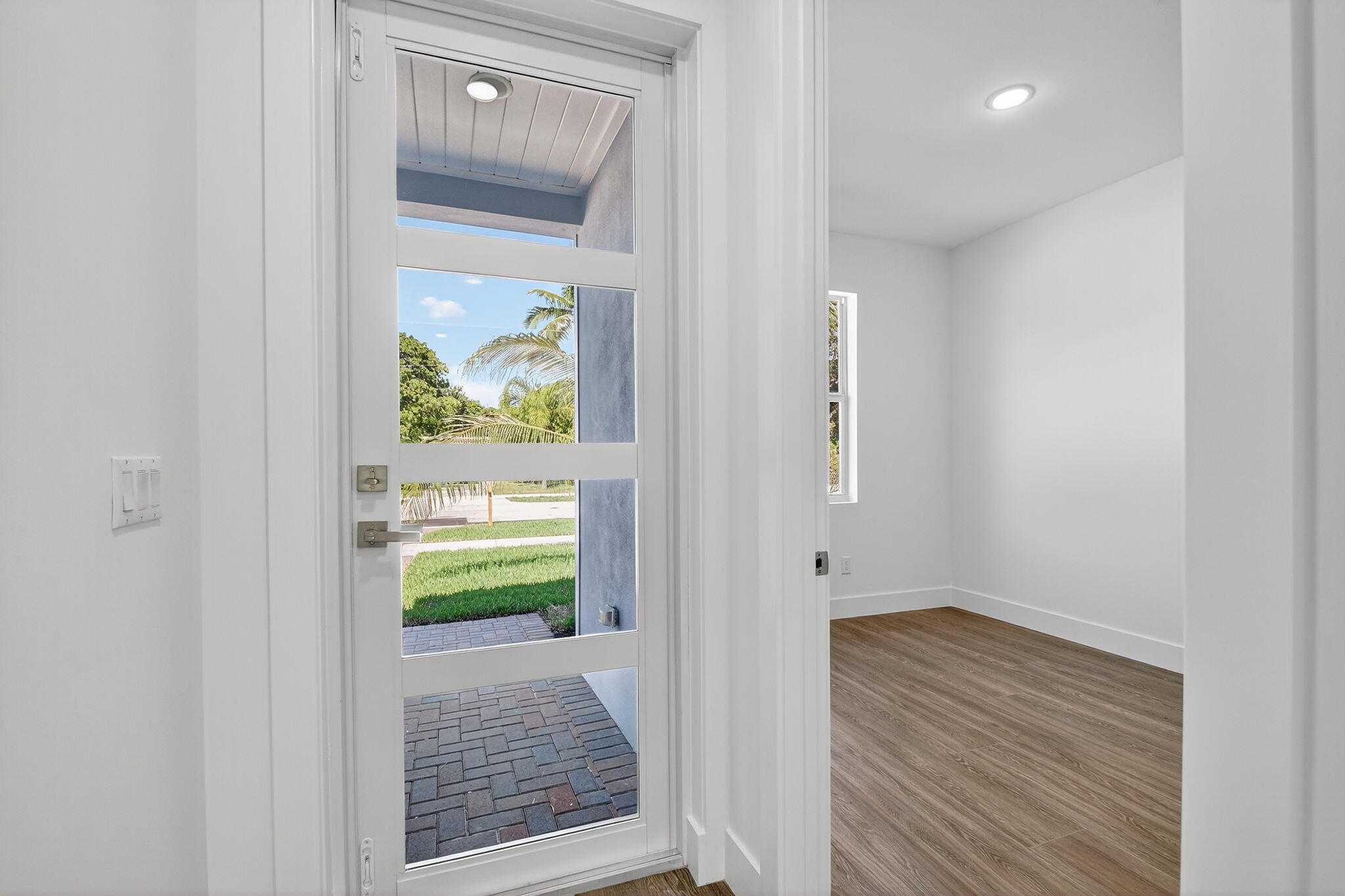 607 N Loxahatchee Drive