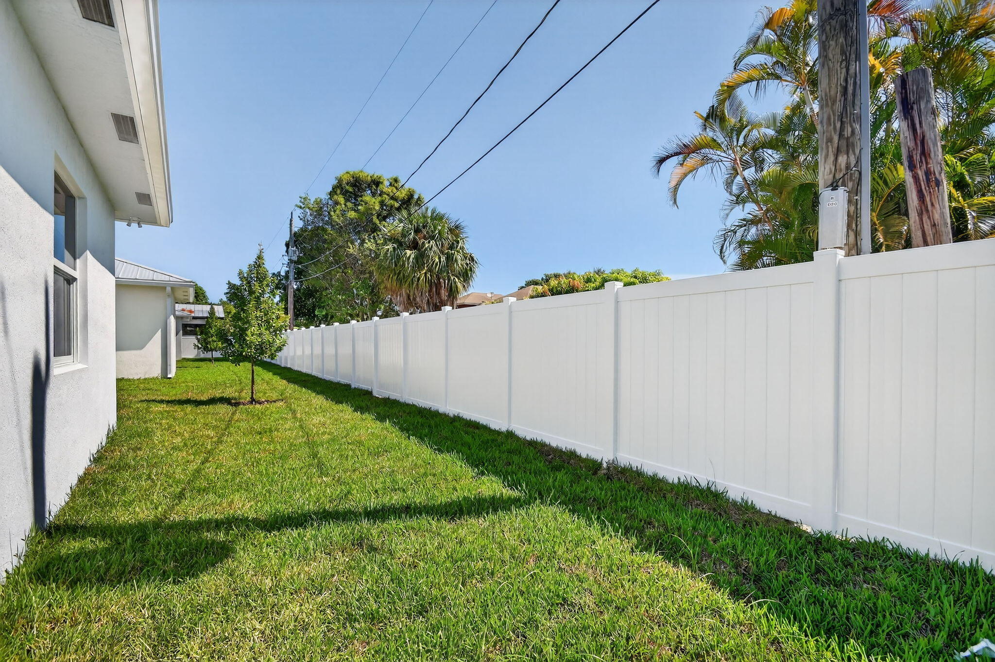 607 N Loxahatchee Drive