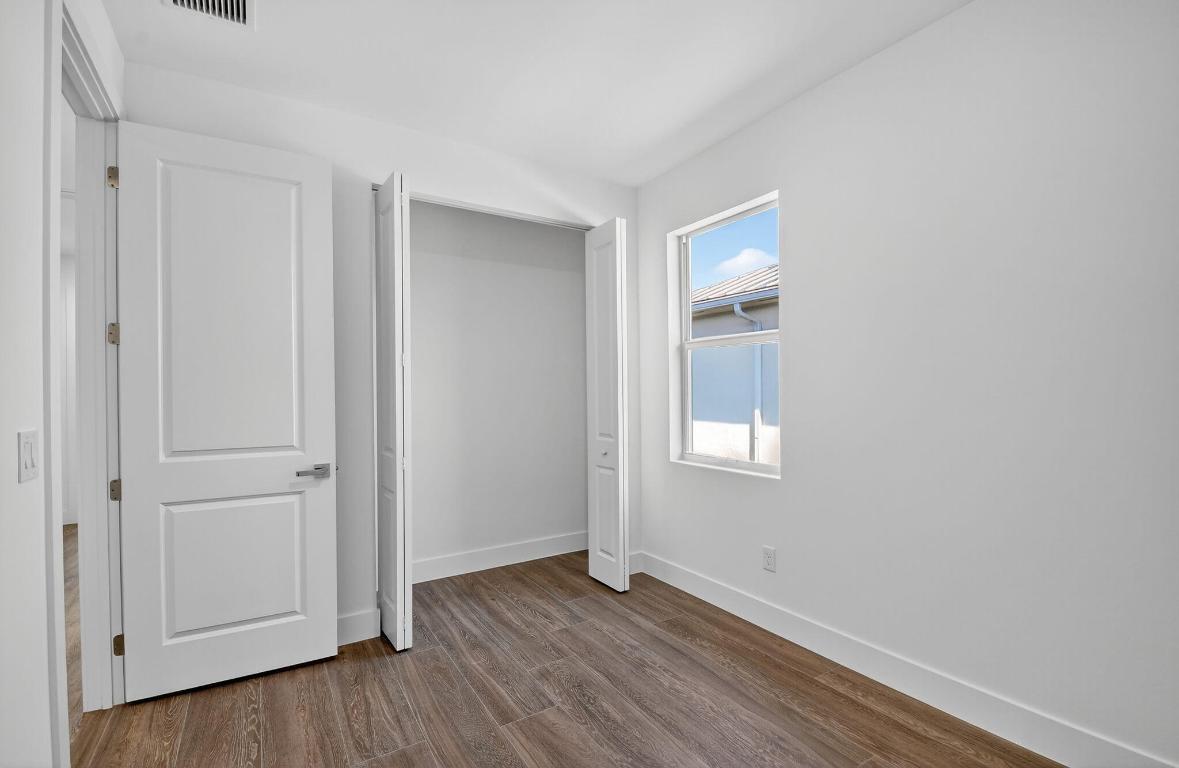 607 N Loxahatchee Drive