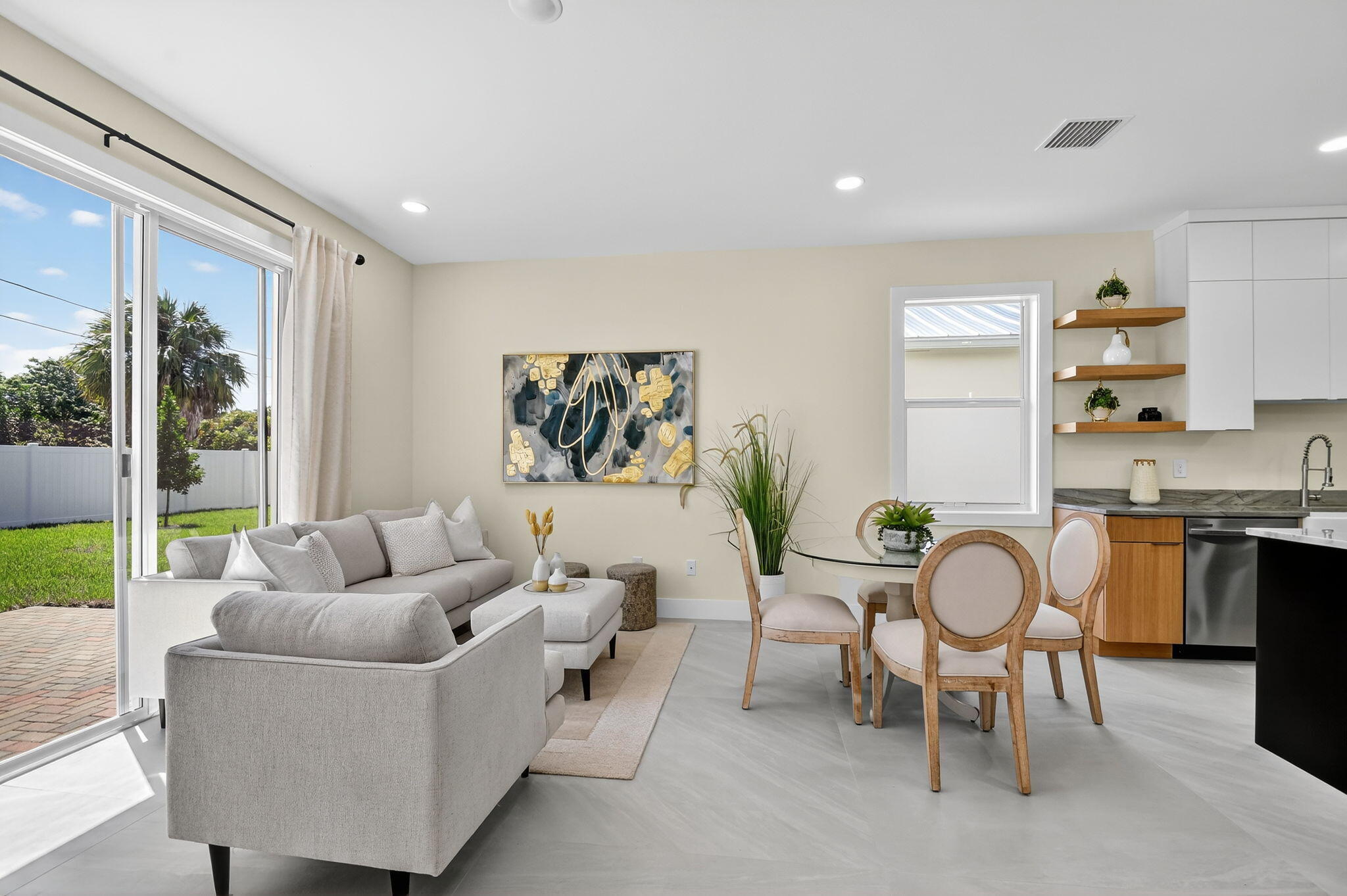 609 N Loxahatchee Drive