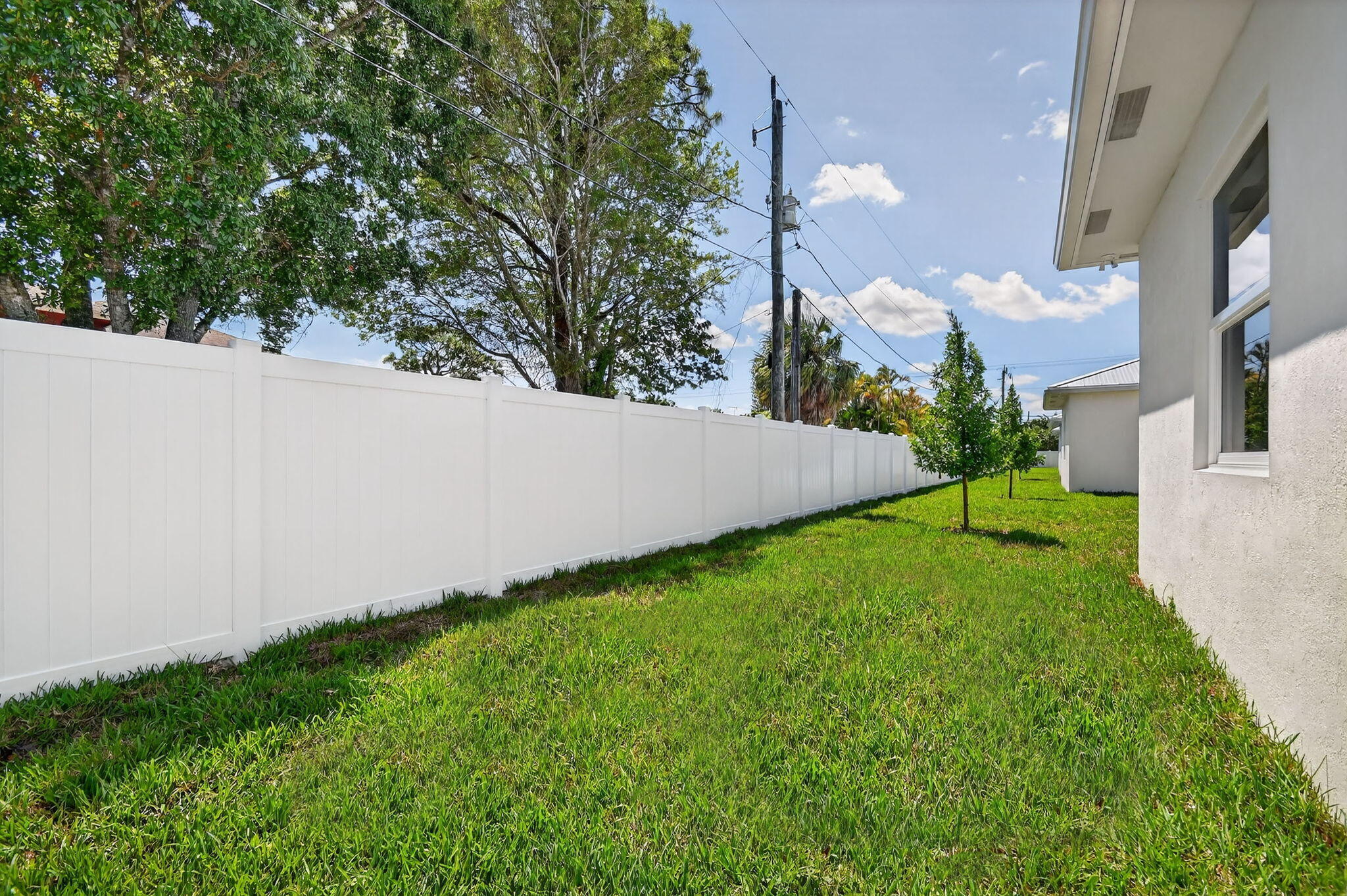 609 N Loxahatchee Drive