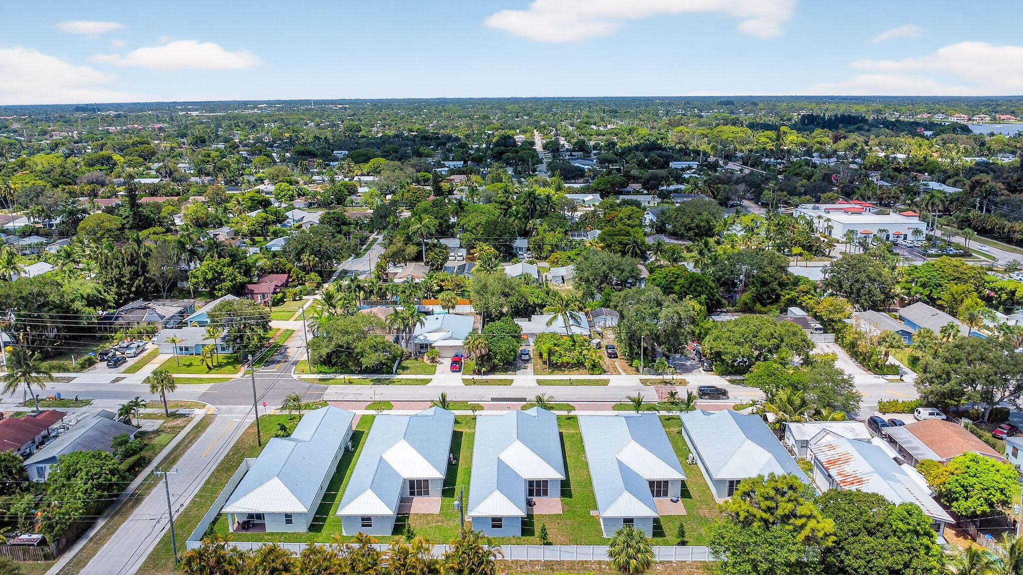 609 N Loxahatchee Drive