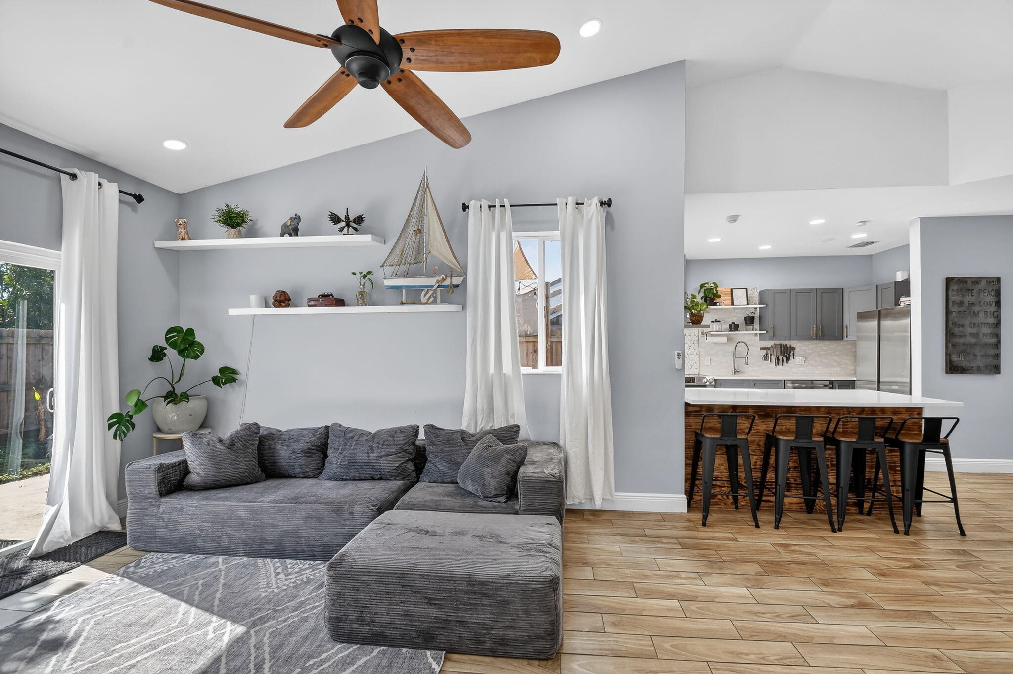 6024 Strawberry Lakes Circle, Lake Worth