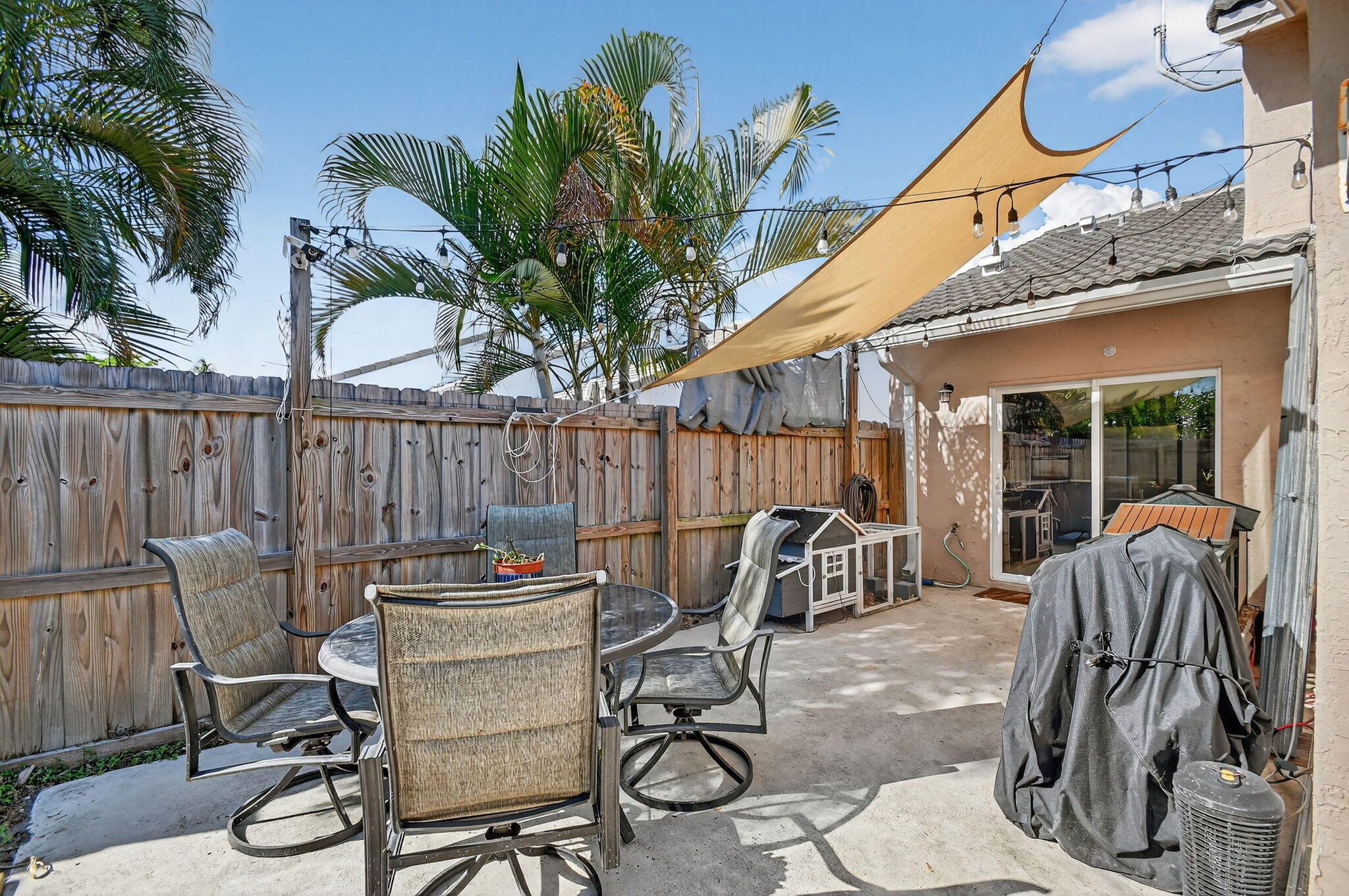 6024 Strawberry Lakes Circle, Lake Worth