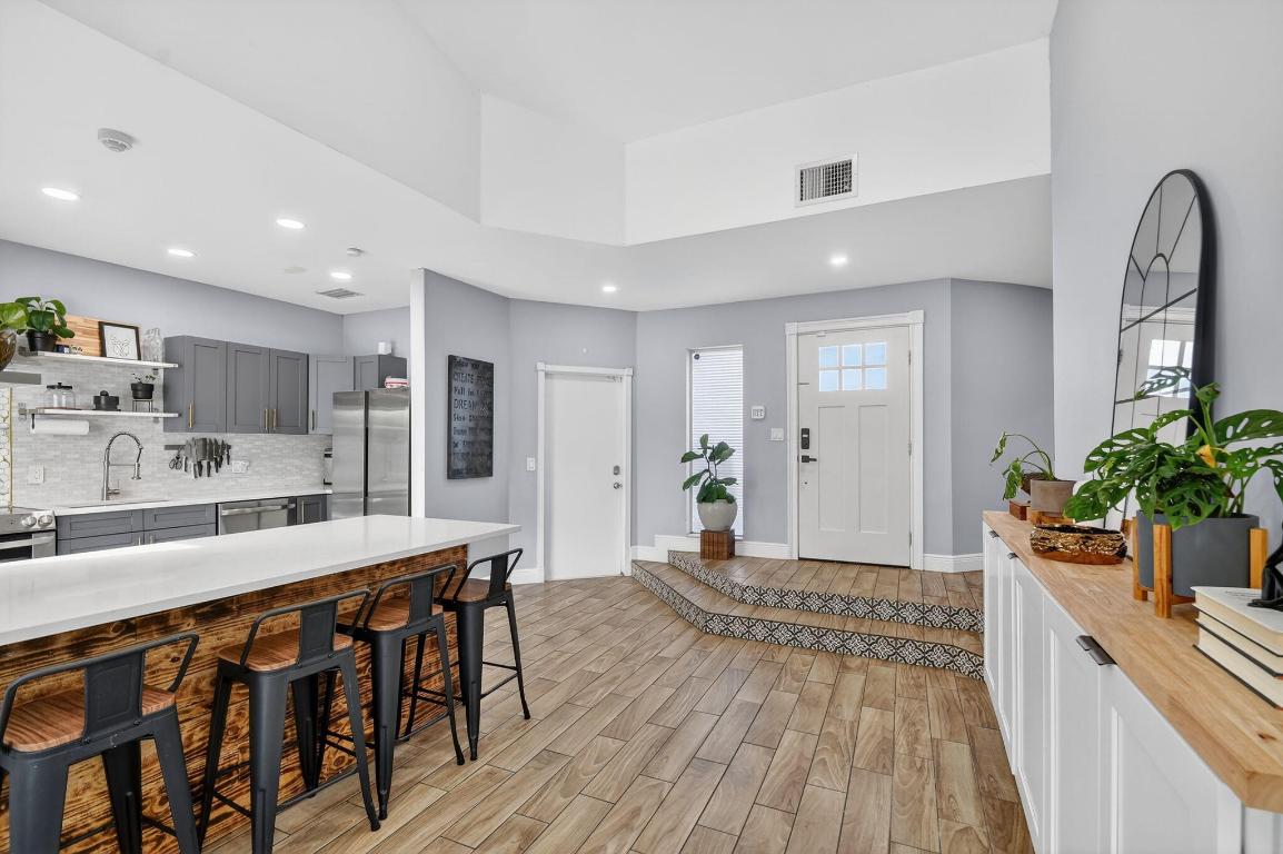 6024 Strawberry Lakes Circle, Lake Worth